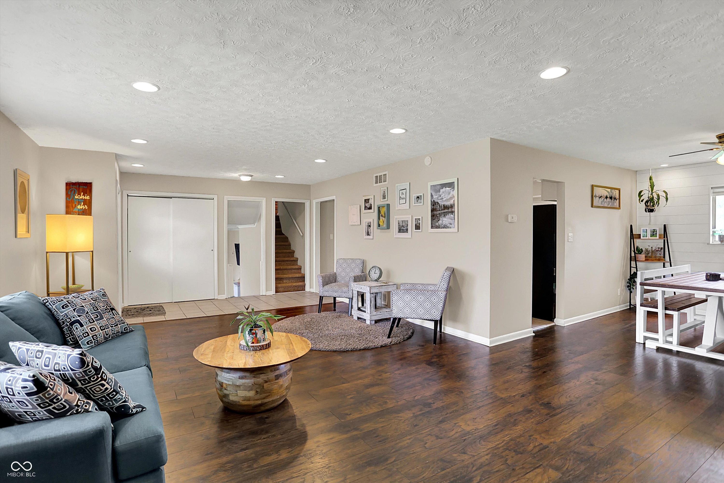 4260 Springwood Trail
