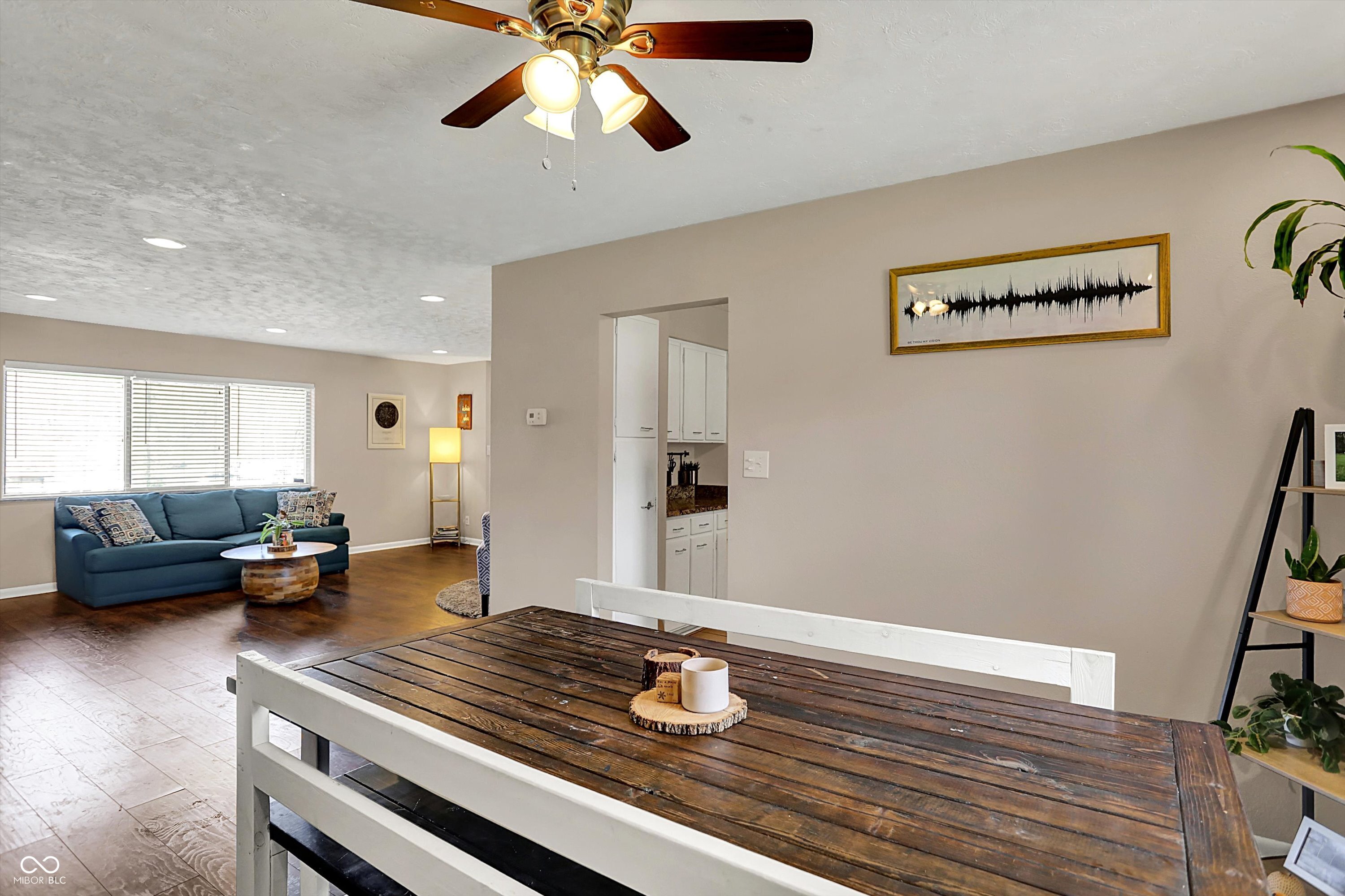 4260 Springwood Trail