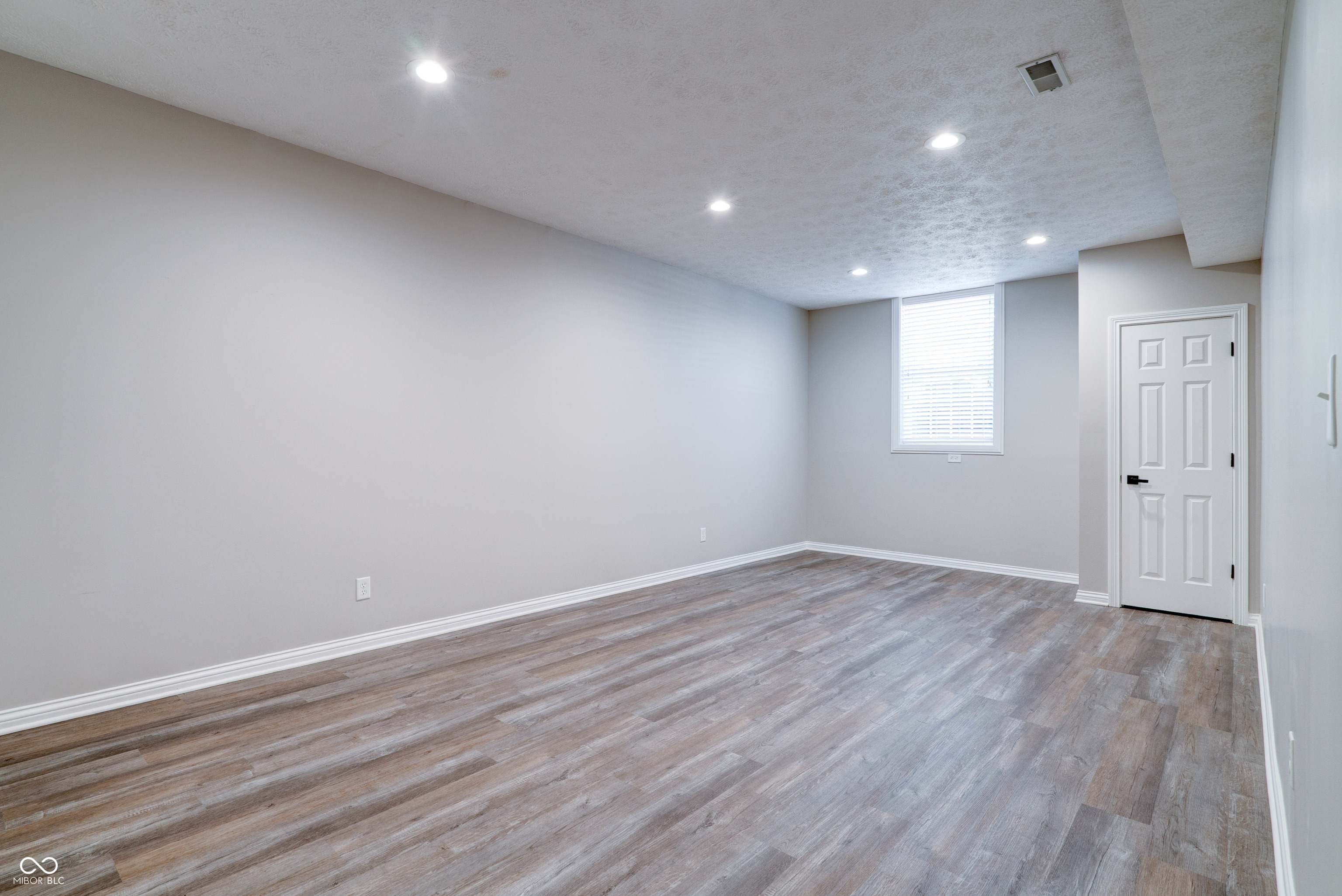 9154 Sargent Manor Court