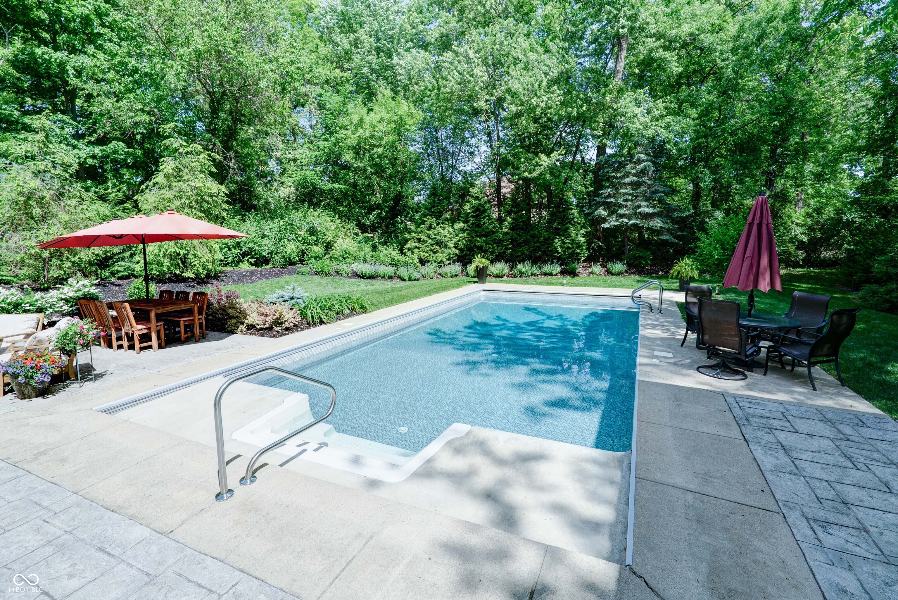 9154 Sargent Manor Court