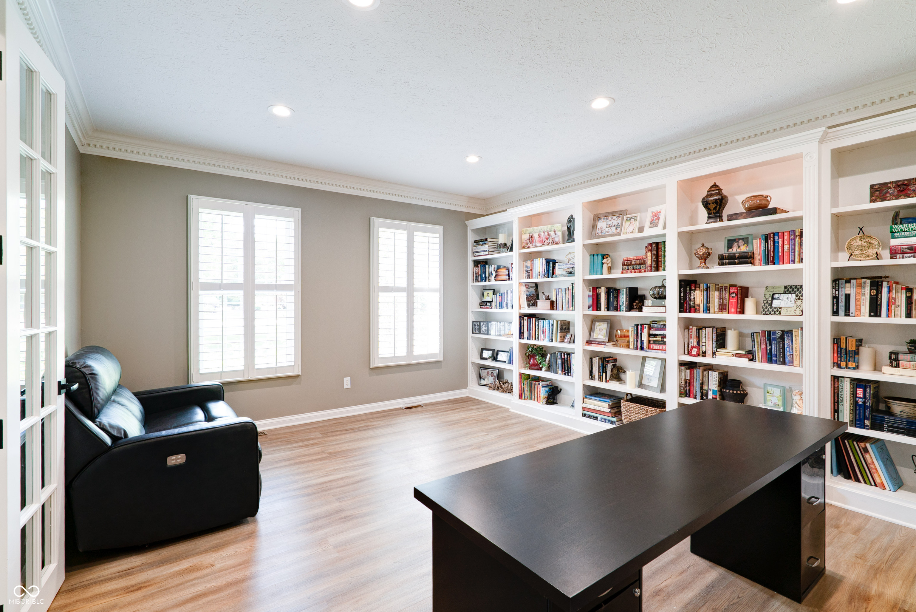 9154 Sargent Manor Court
