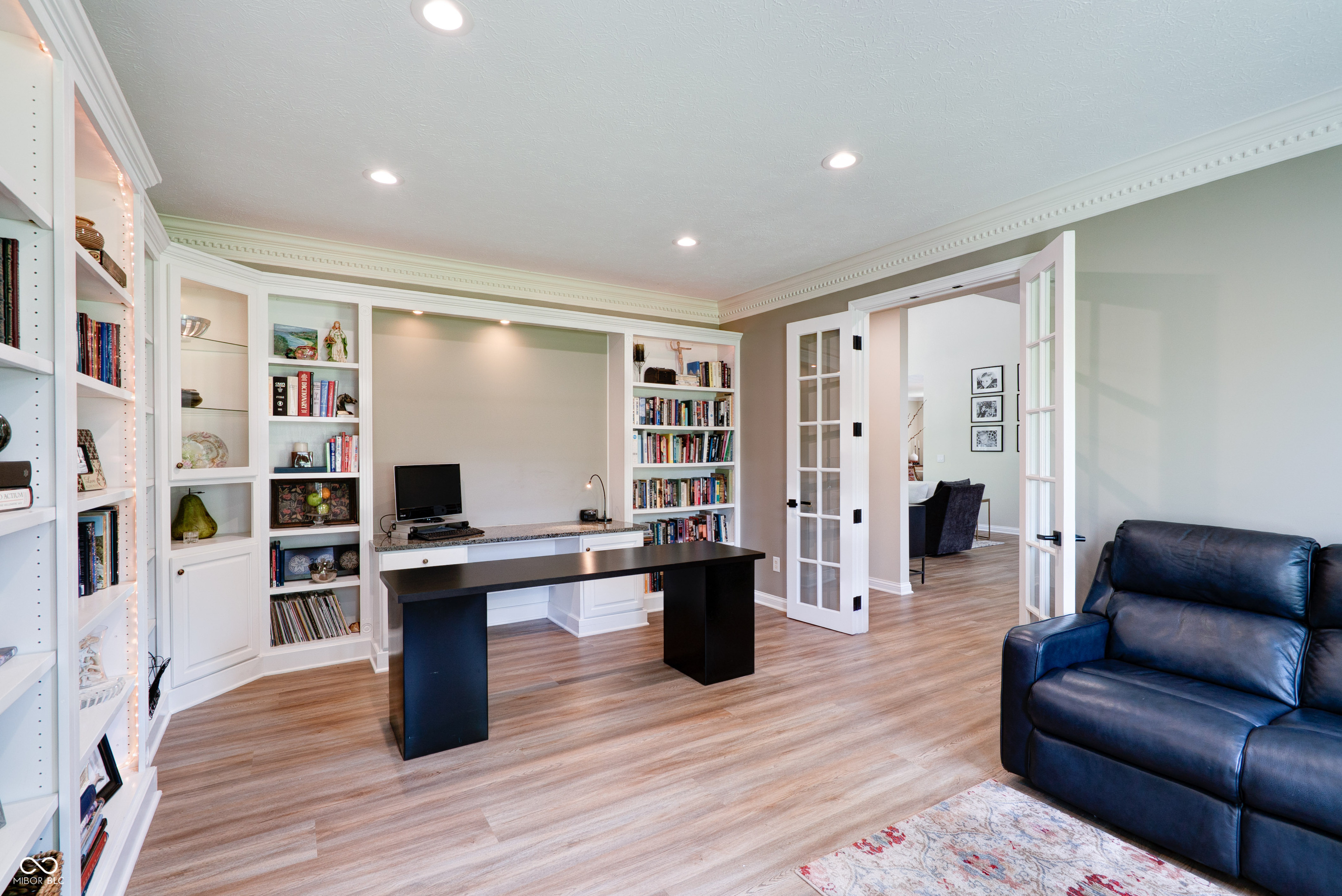 9154 Sargent Manor Court