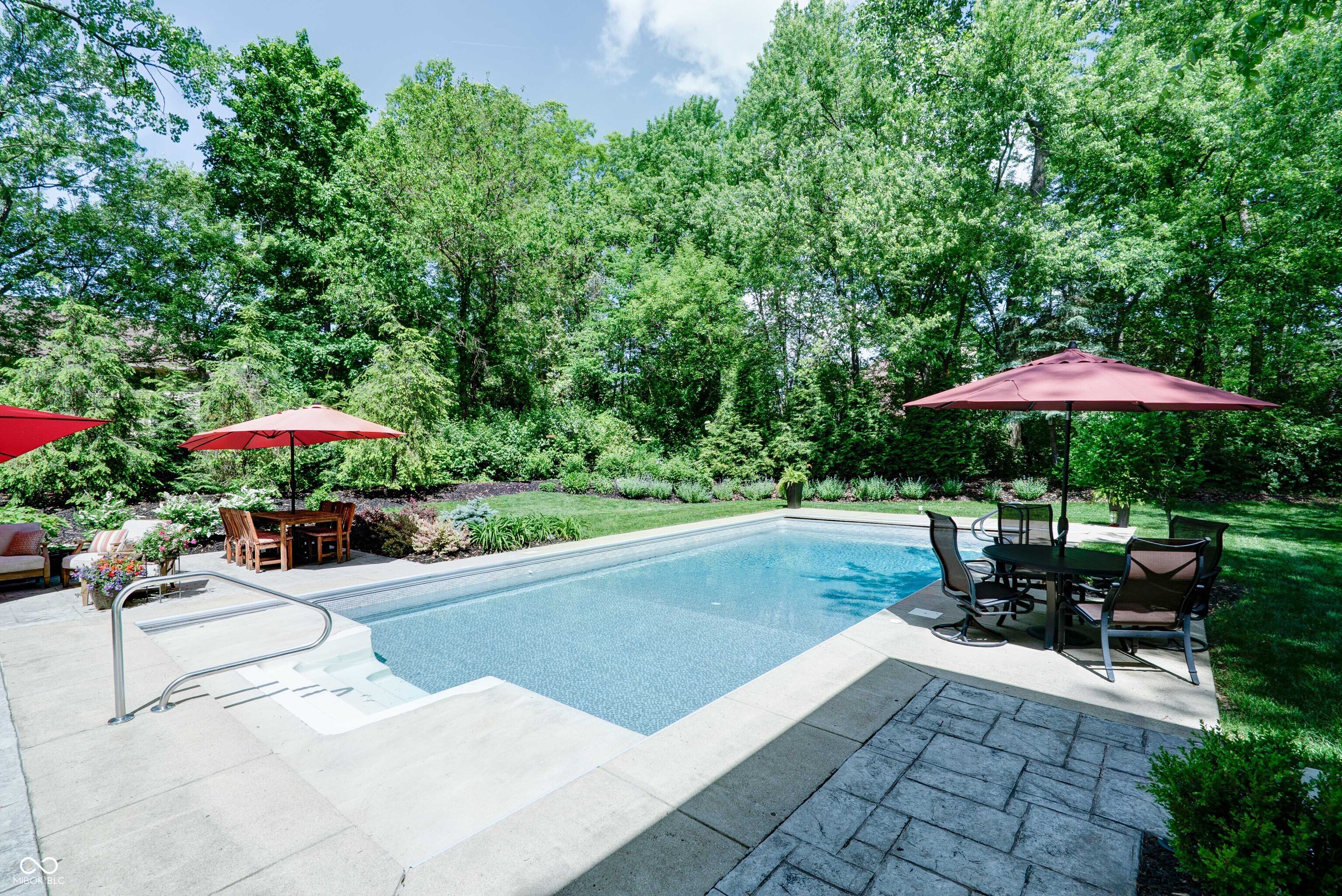 9154 Sargent Manor Court