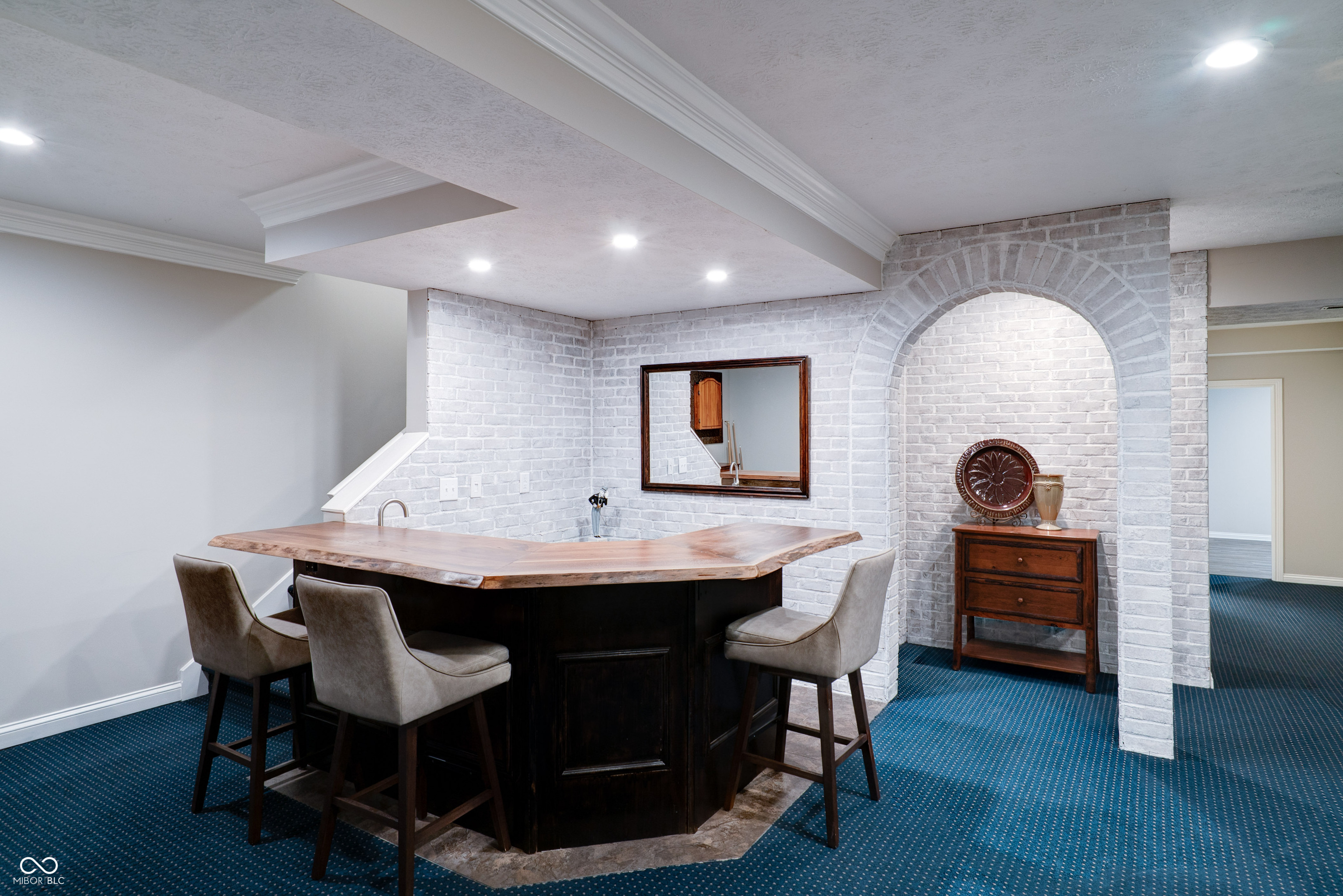 9154 Sargent Manor Court