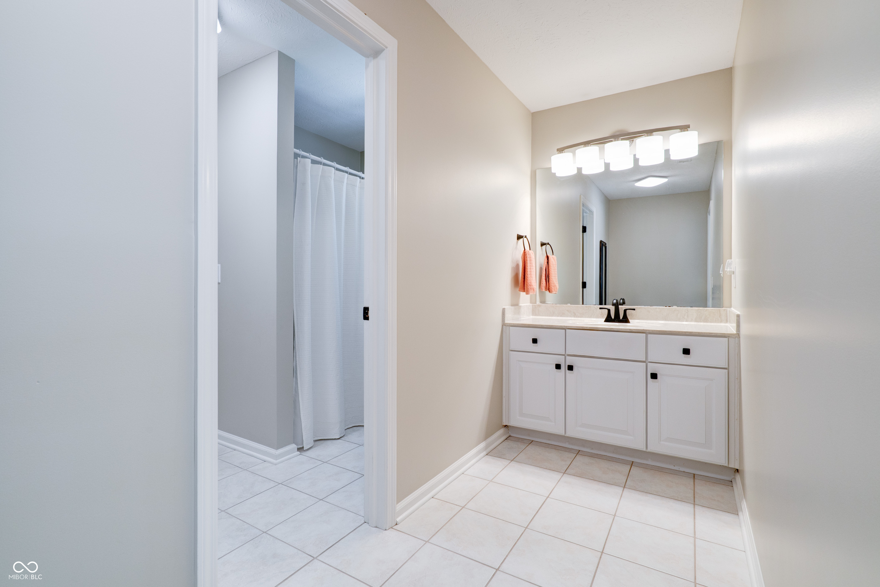9154 Sargent Manor Court