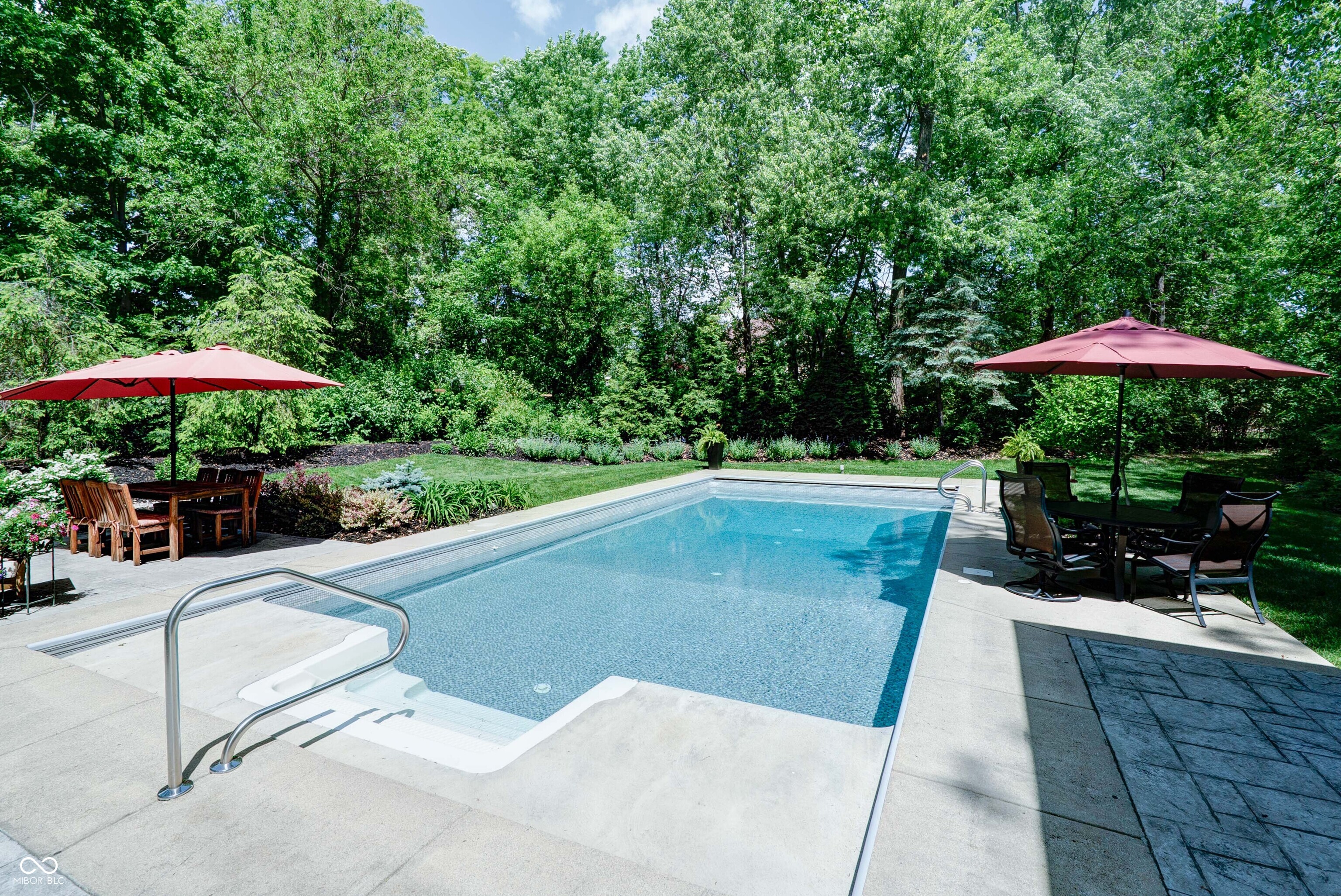 9154 Sargent Manor Court