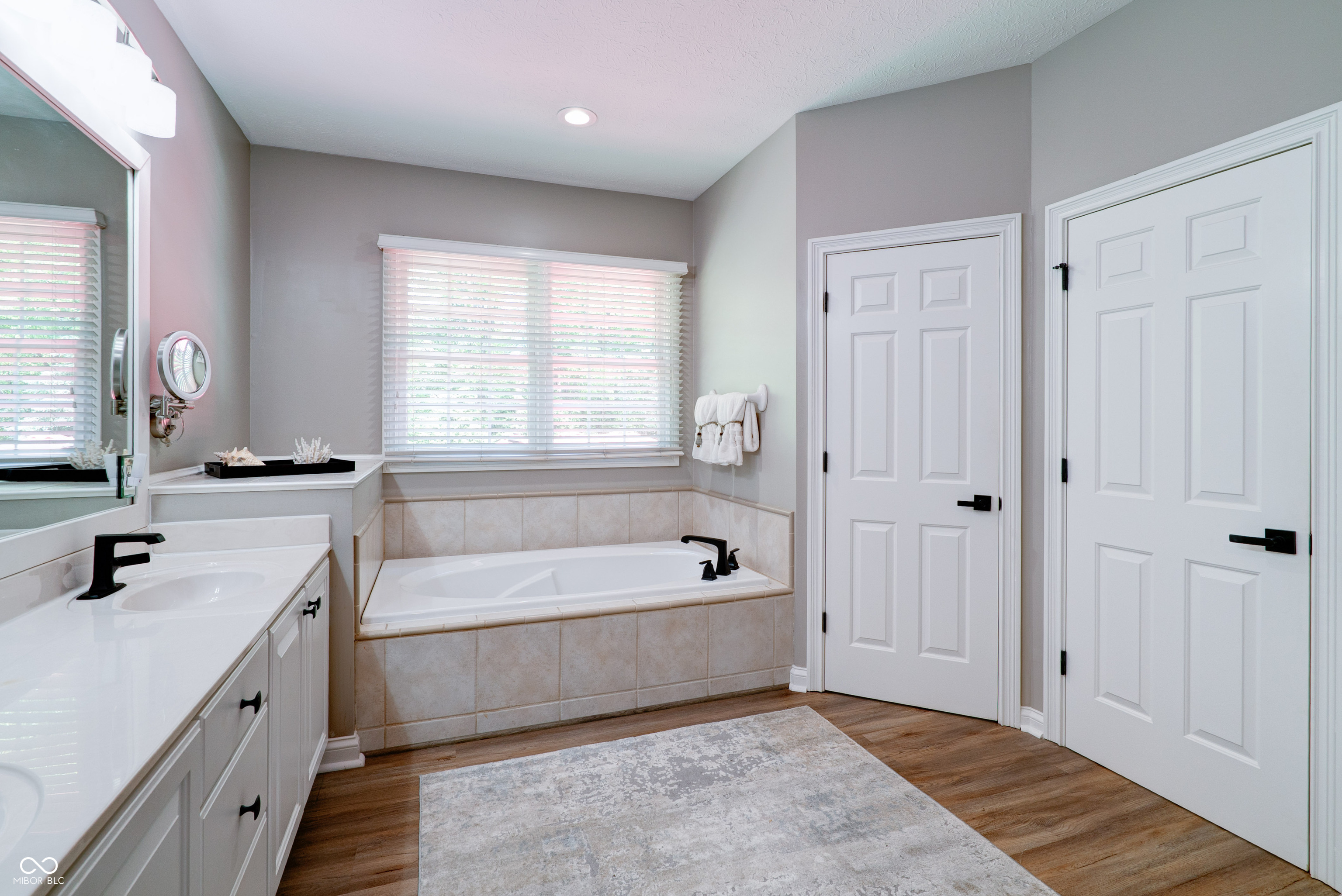9154 Sargent Manor Court