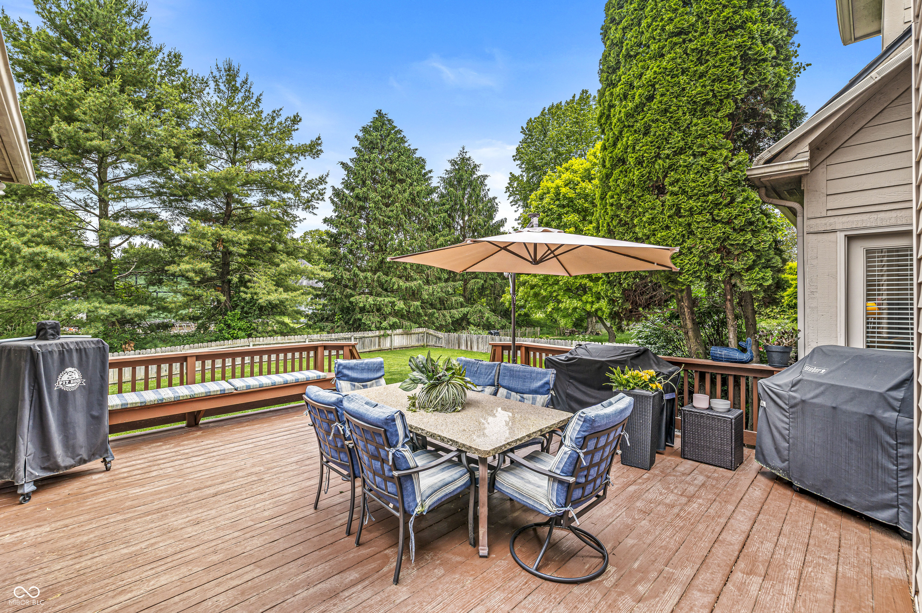 10697 Woodmont Lane