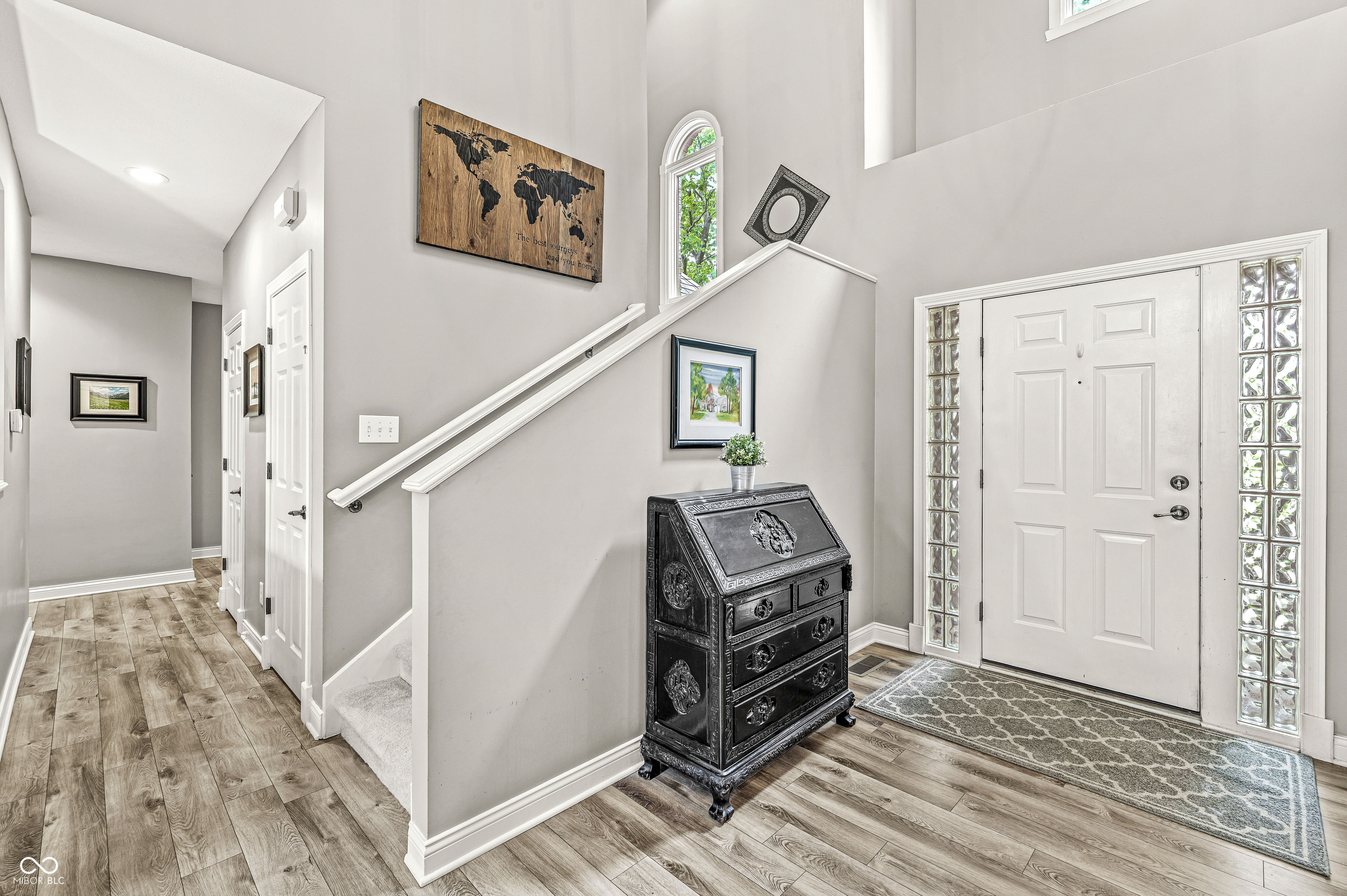 10697 Woodmont Lane