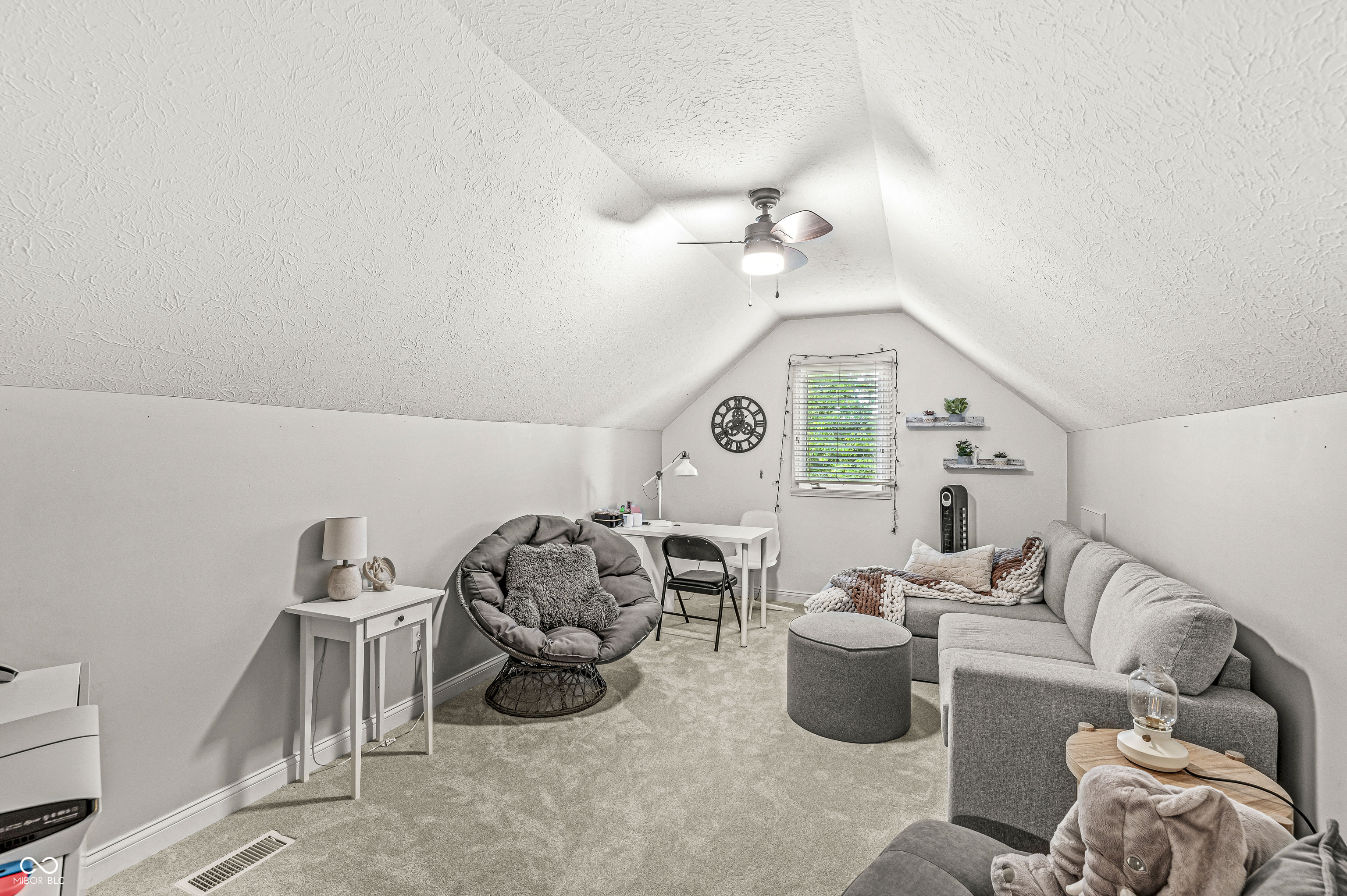 10697 Woodmont Lane