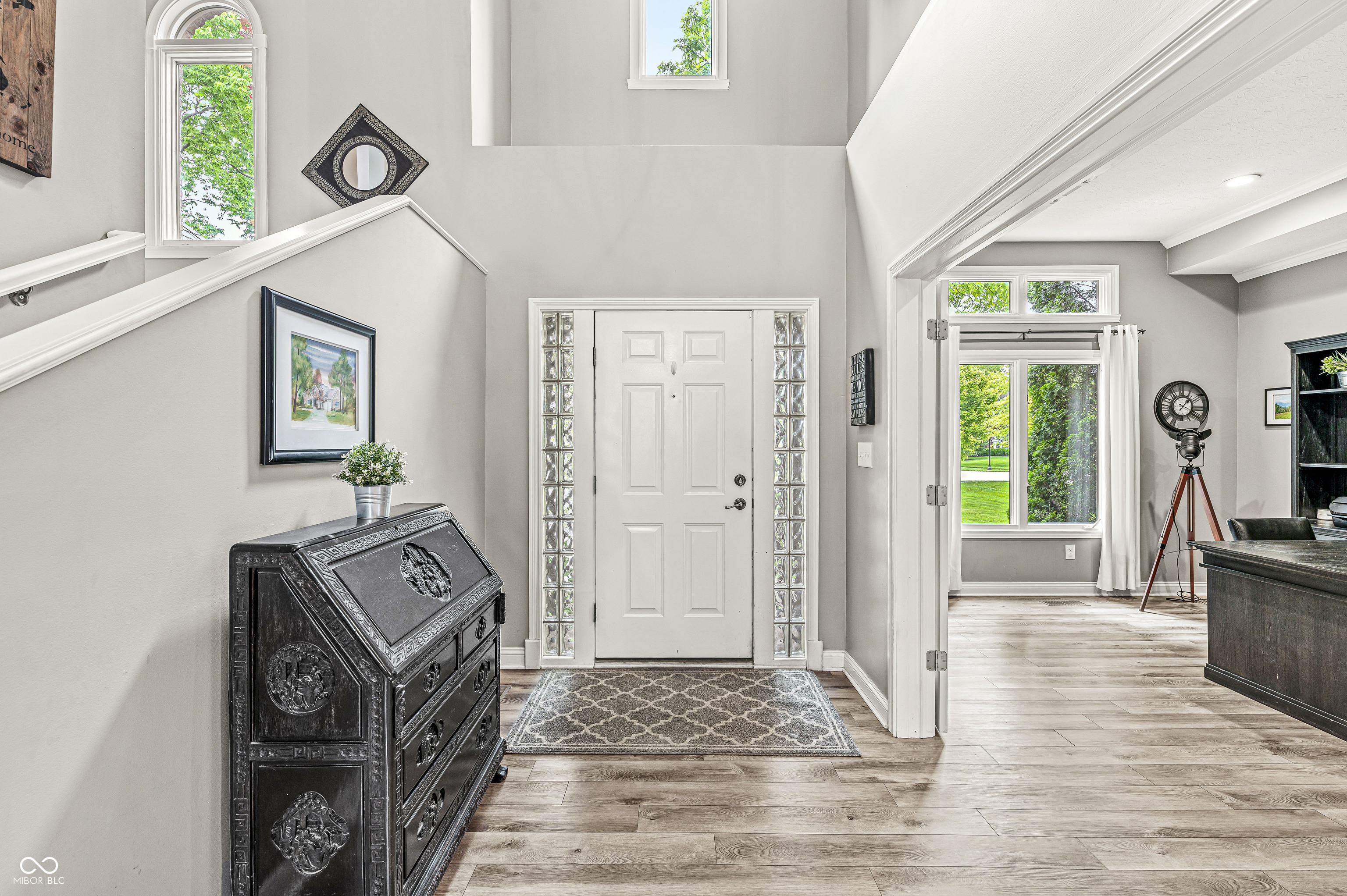 10697 Woodmont Lane