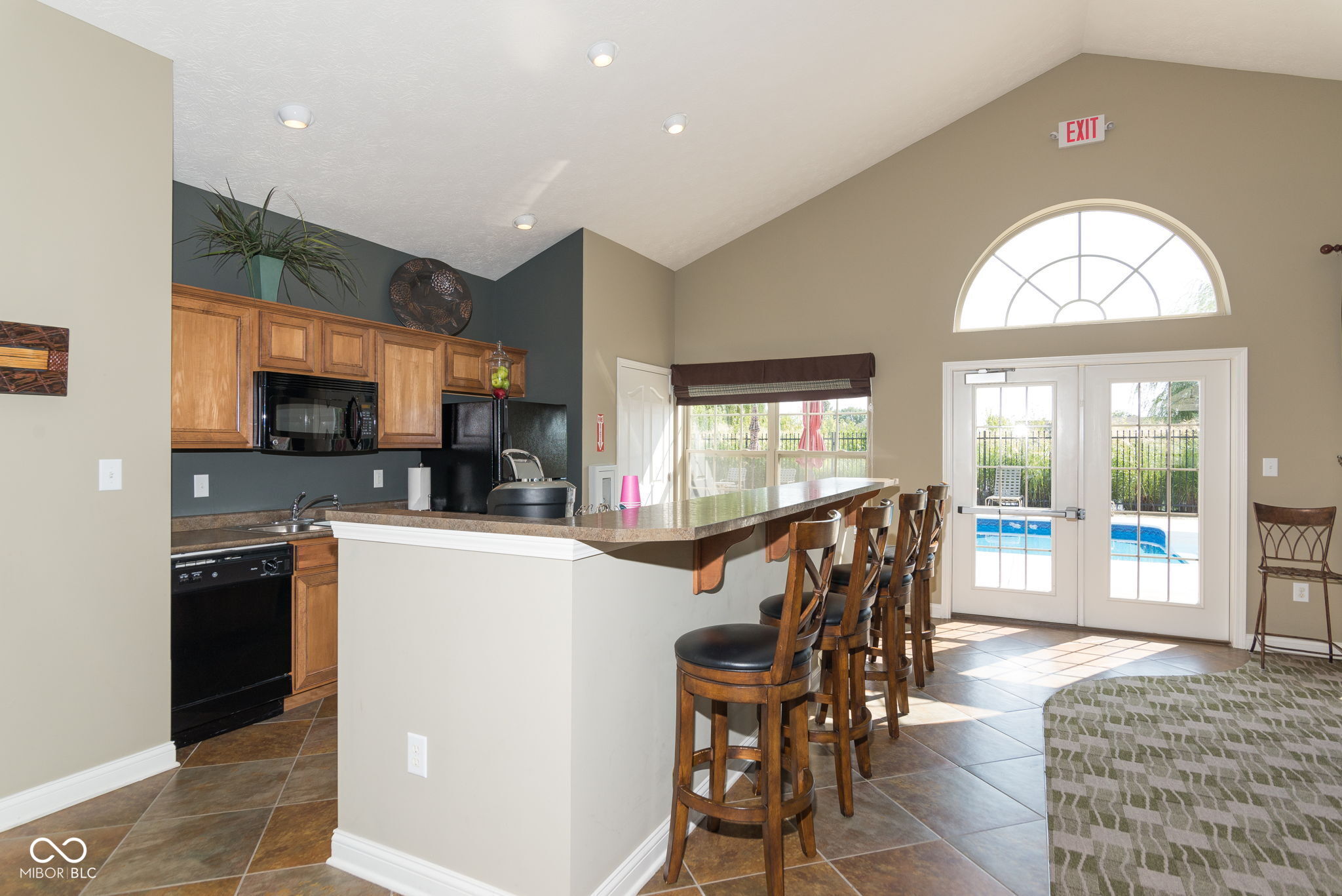 13807 Rue Fontaine Lane