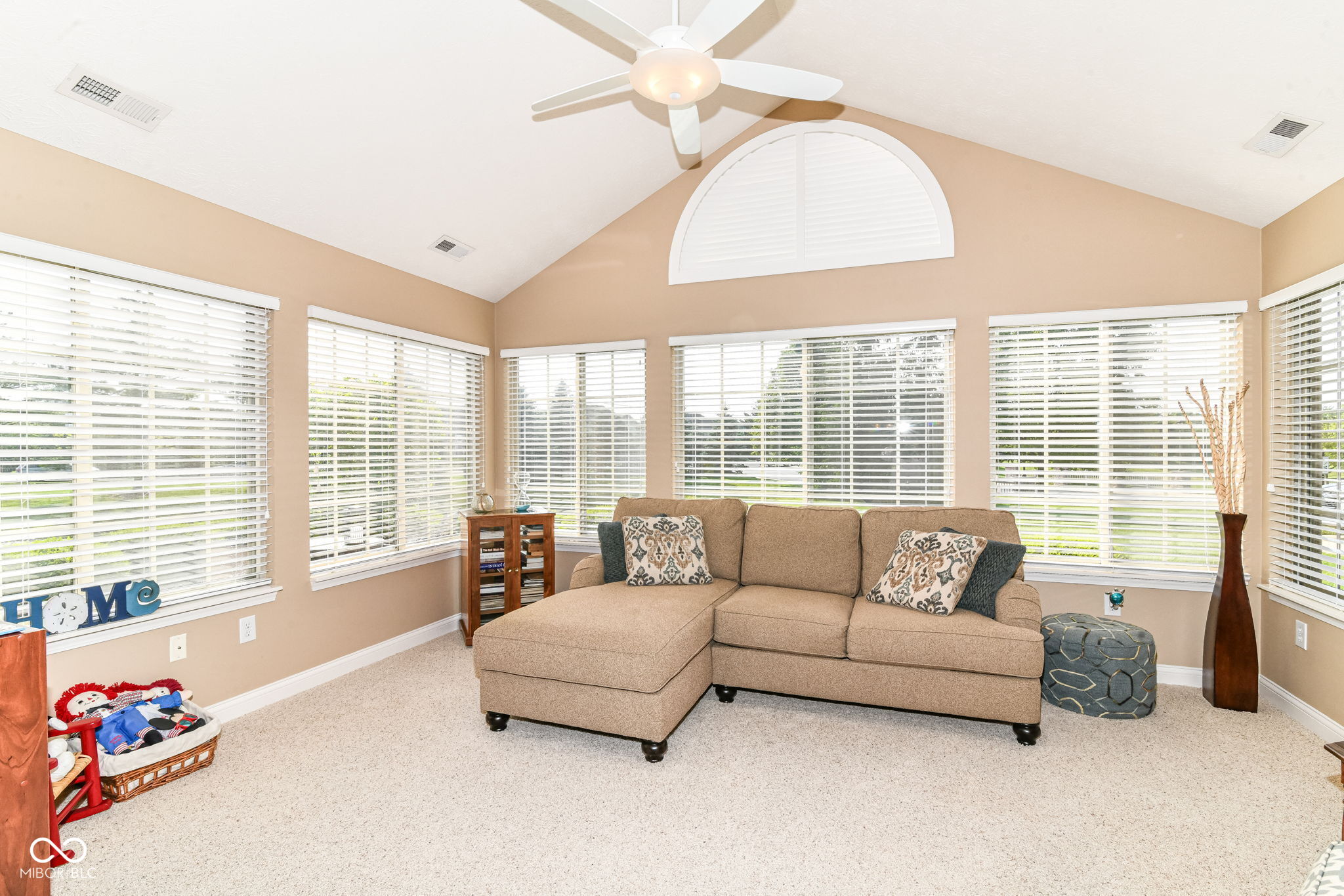 13807 Rue Fontaine Lane