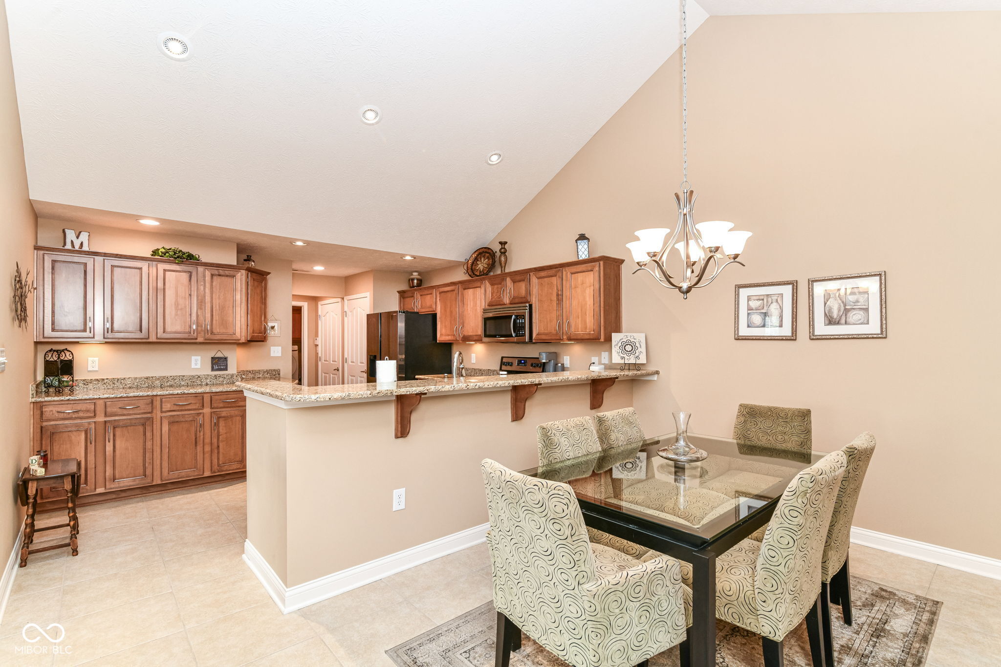 13807 Rue Fontaine Lane