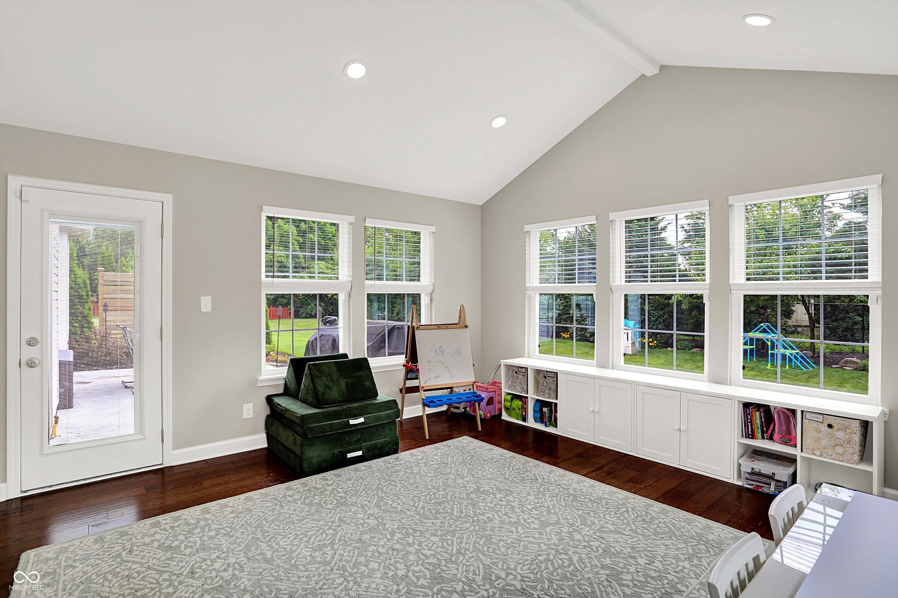 9653 Cypress Way