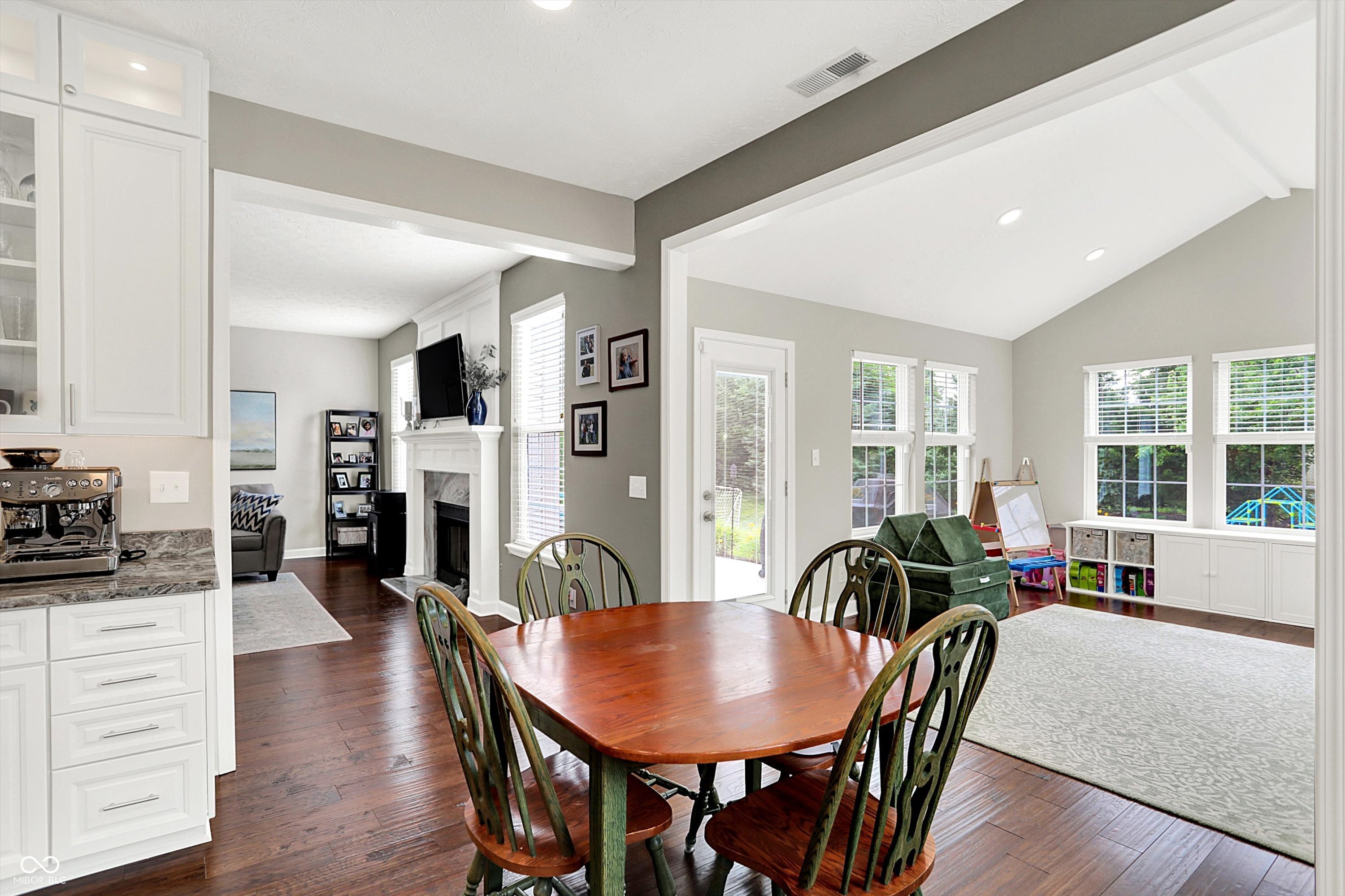 9653 Cypress Way