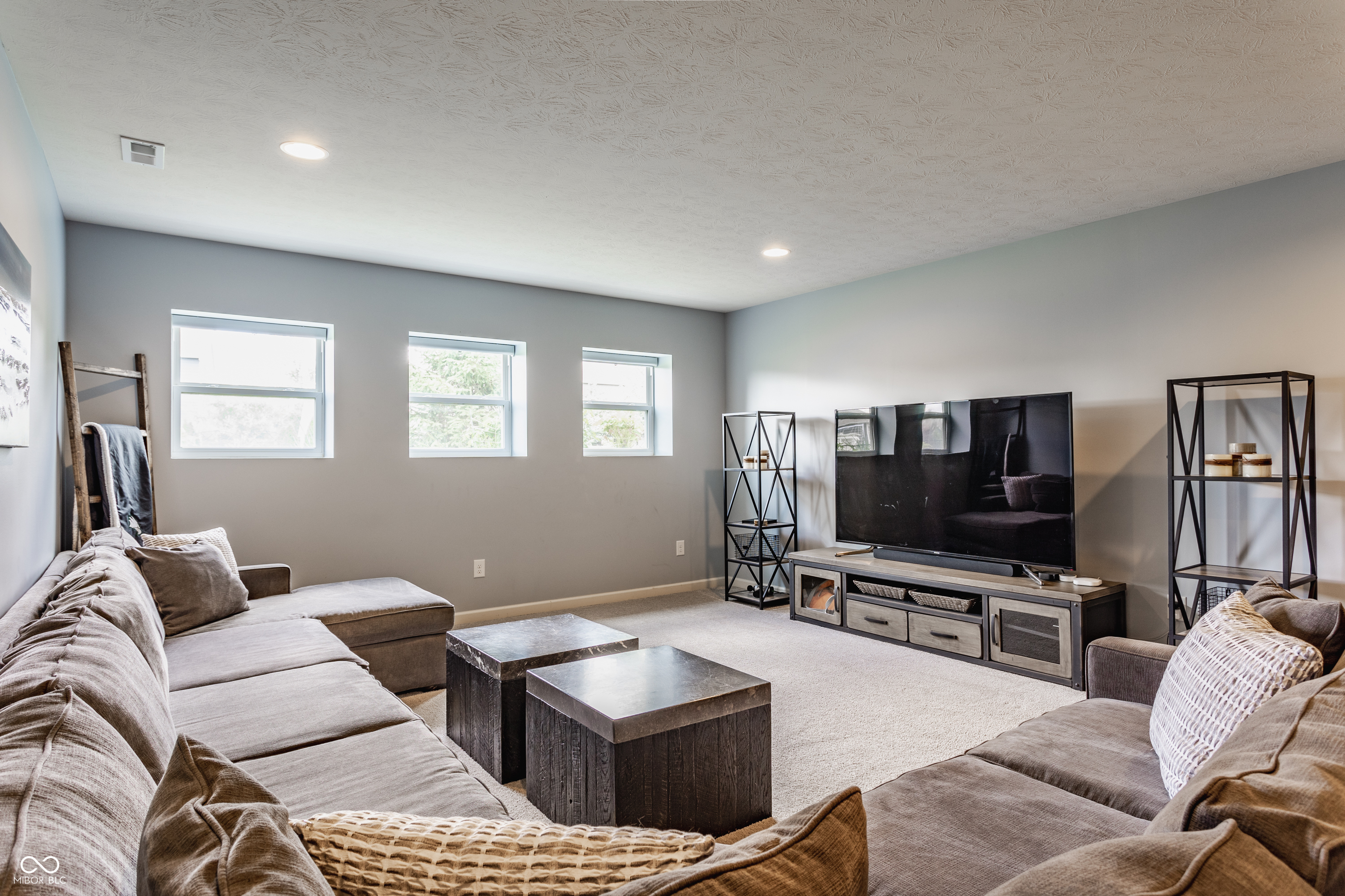 3606 Evergreen Way