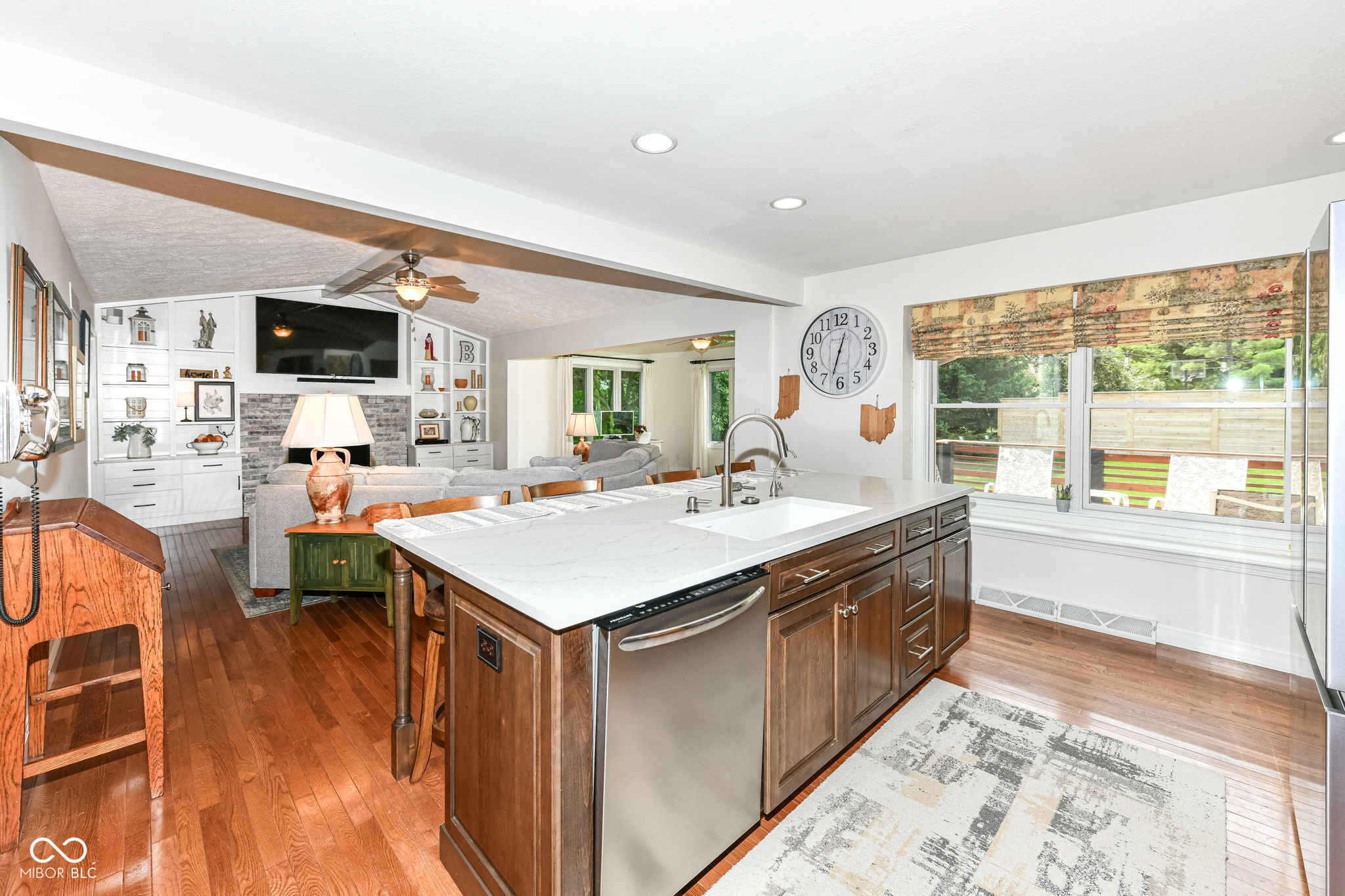 1237 Driftwood Drive