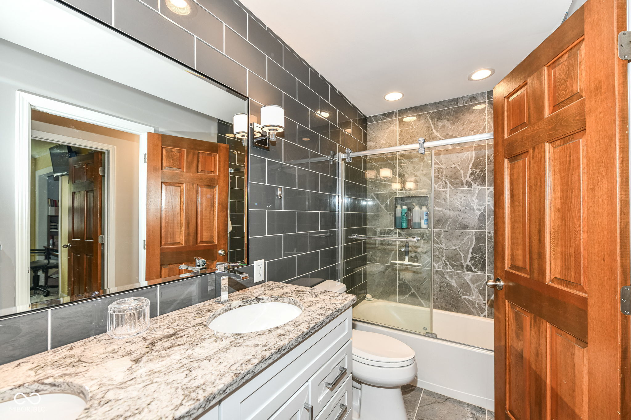 1237 Driftwood Drive
