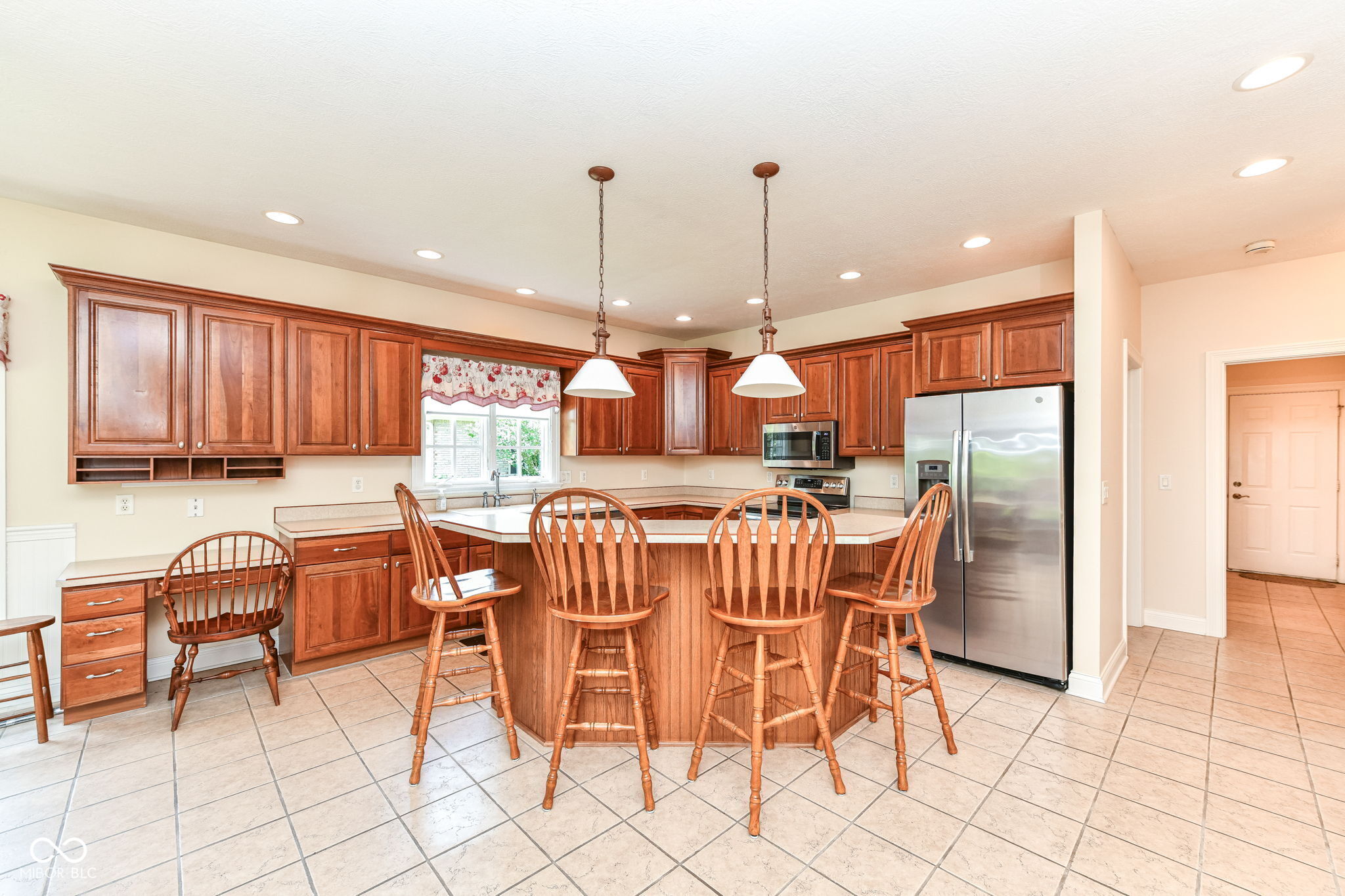 10005 Southwind Drive