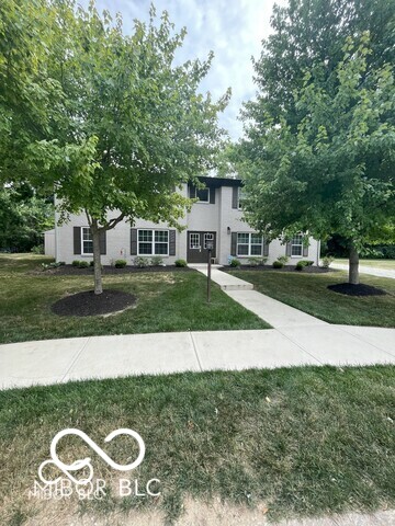 421 Lark Court