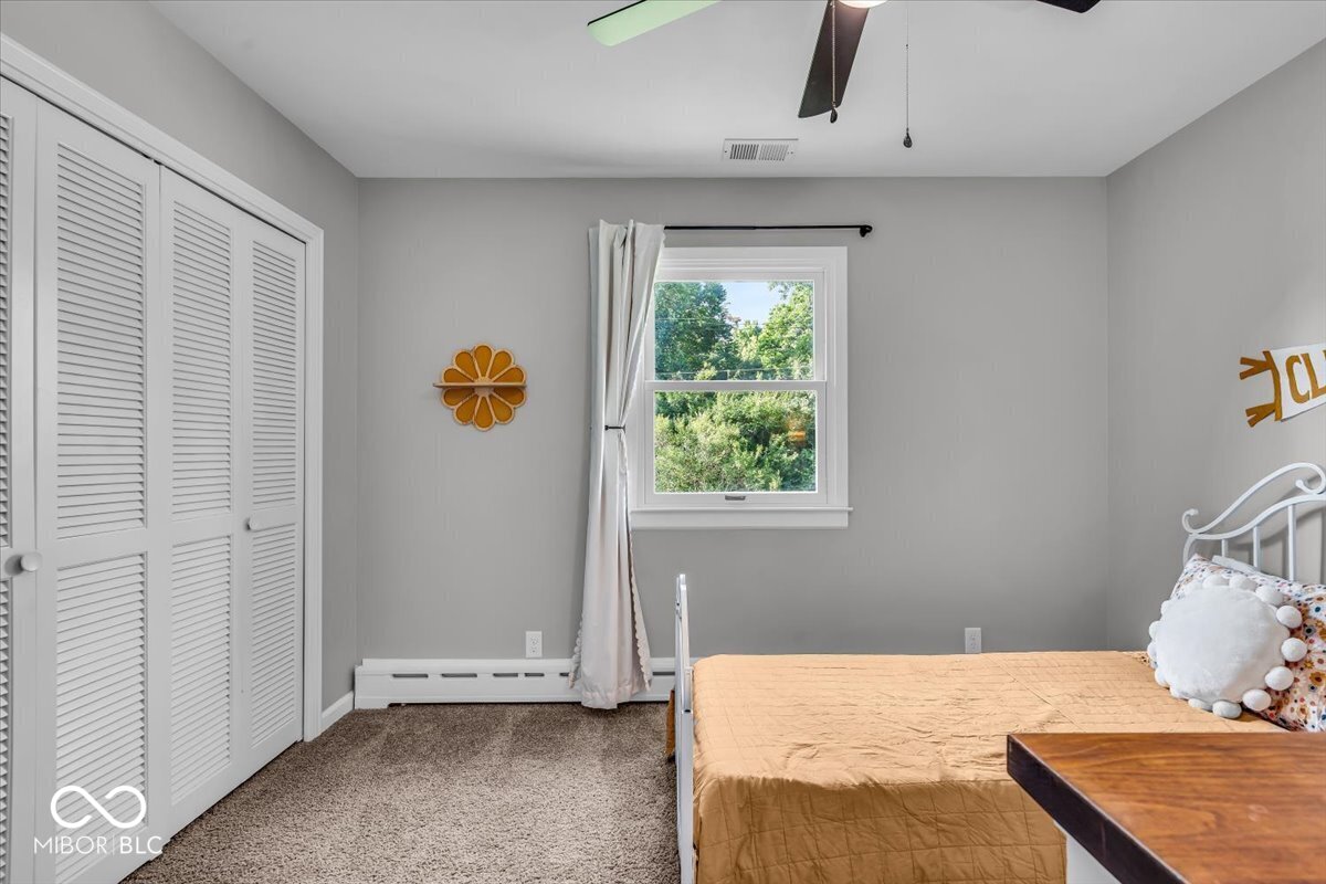 5850 E 54th Place