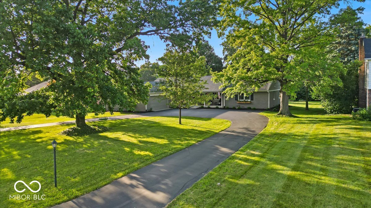 5850 E 54th Place