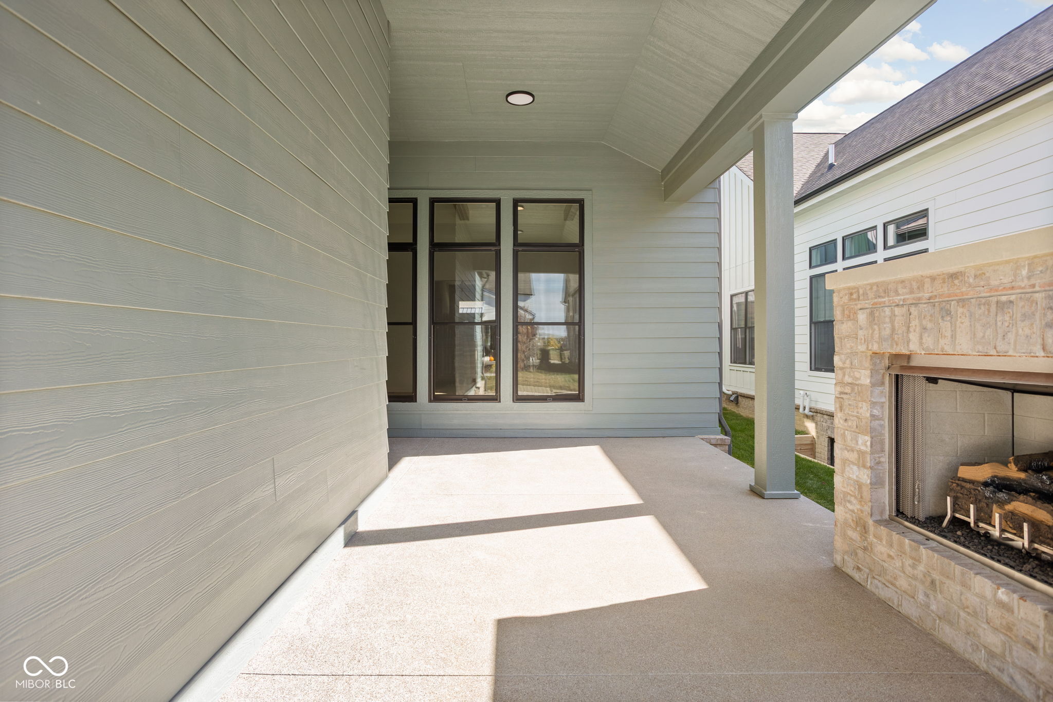 17342 Newton Main Street