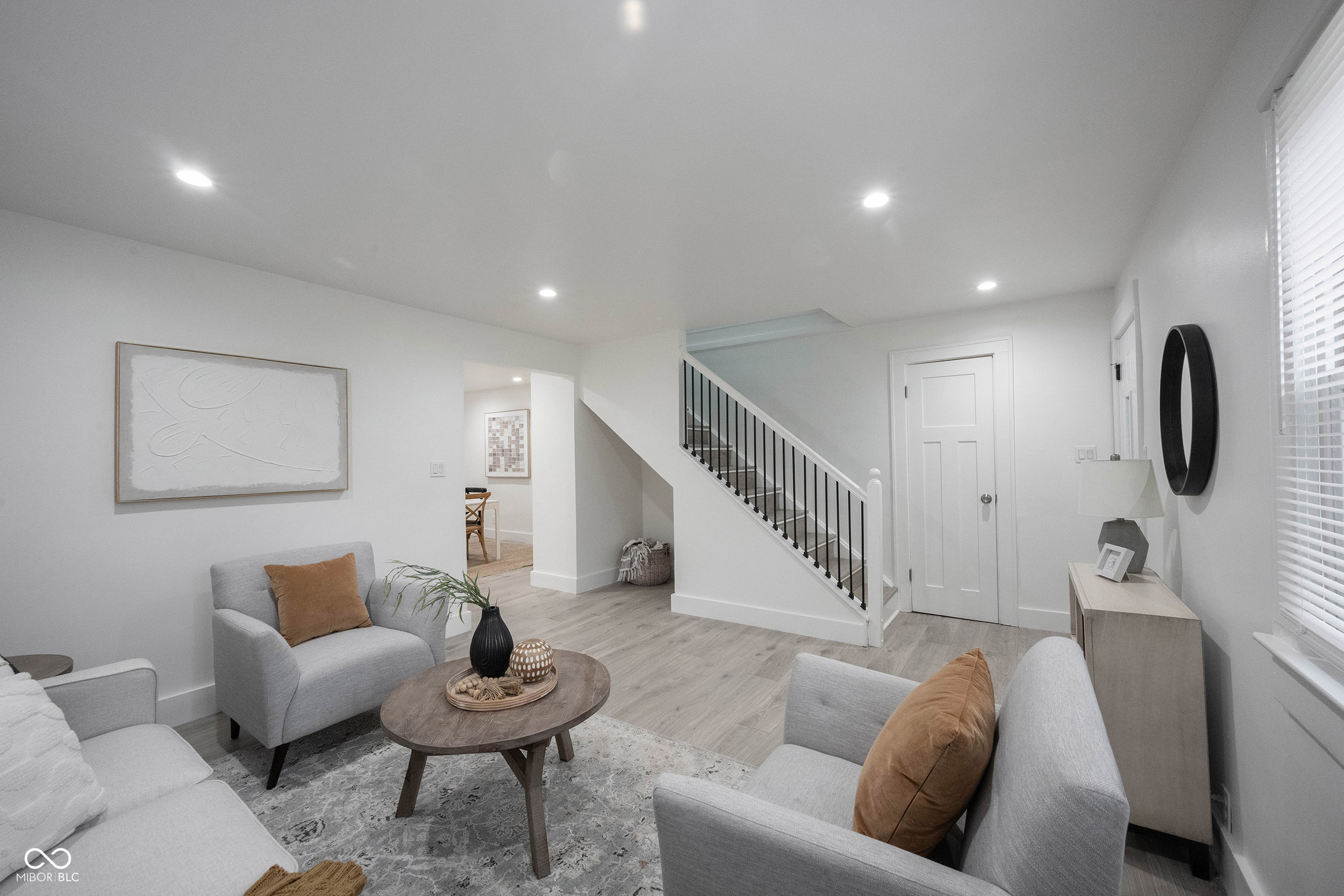 1511 E 49th Street