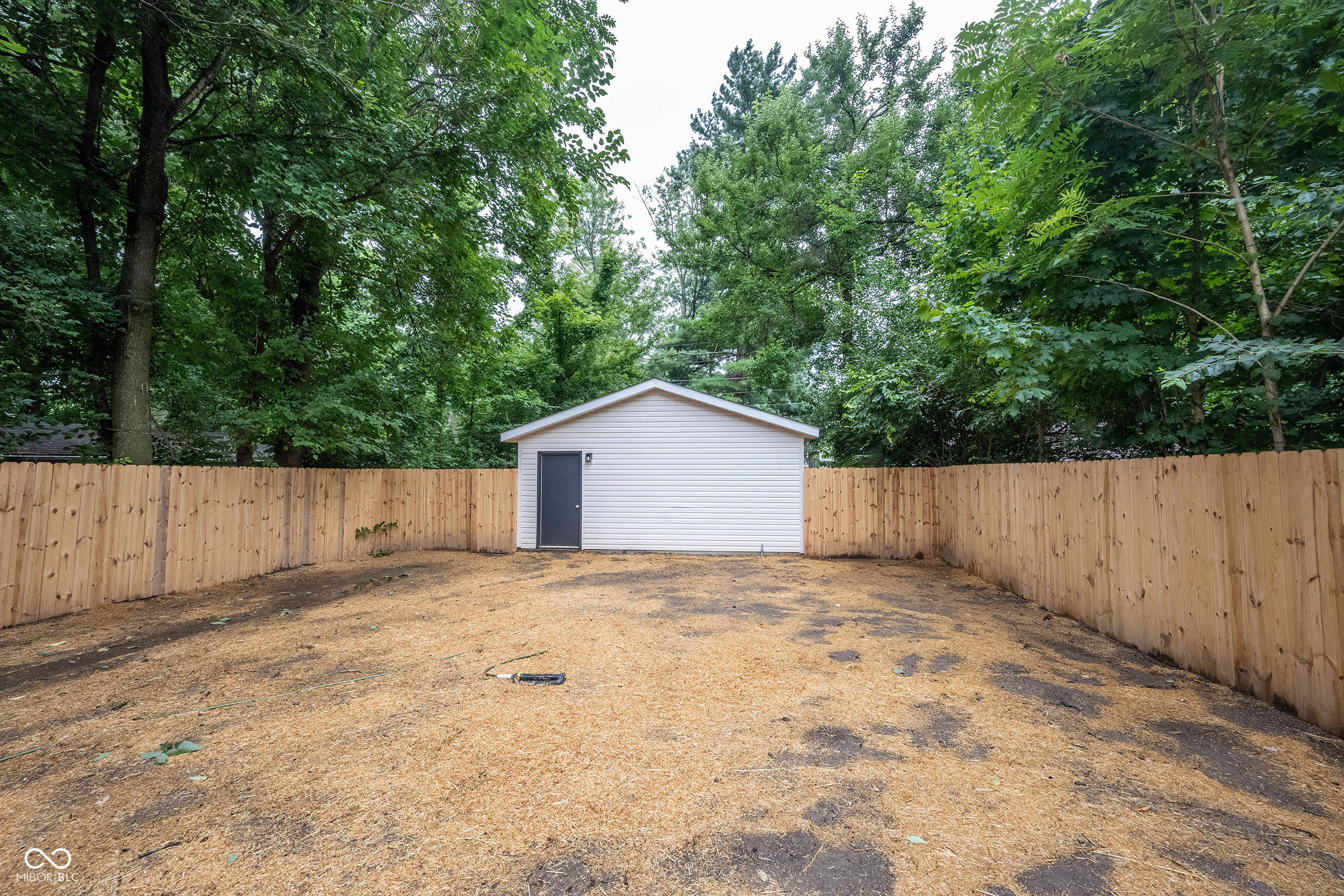 1511 E 49th Street