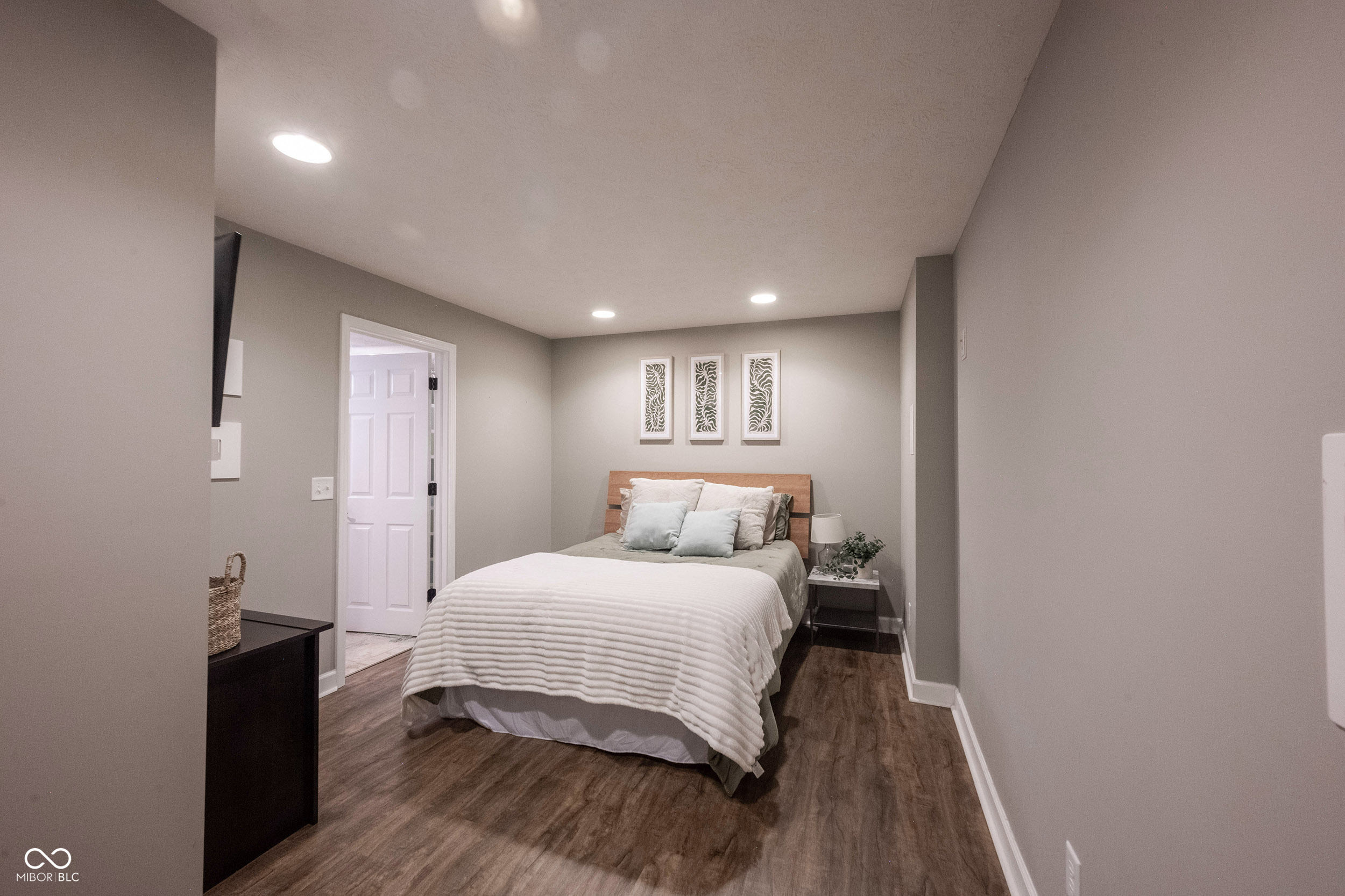 8363 Bighorn Court