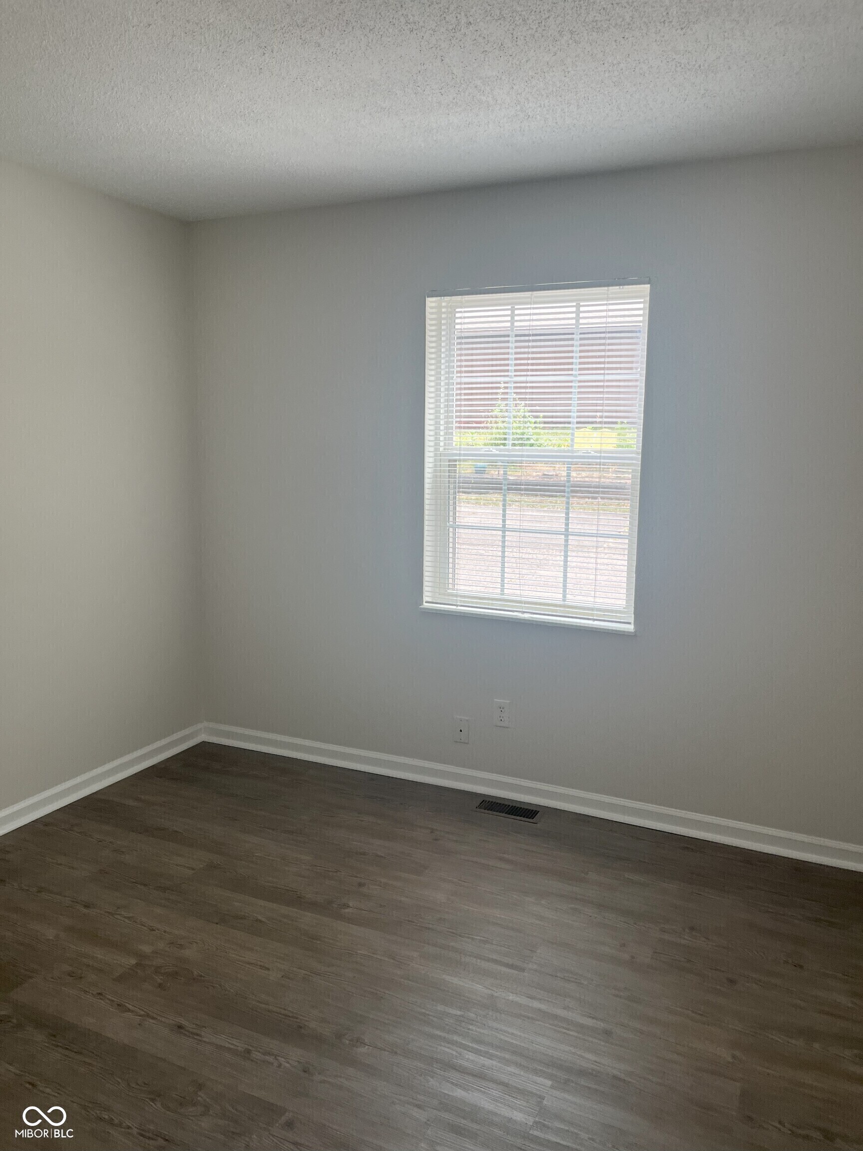 421 Lark Unit A Court