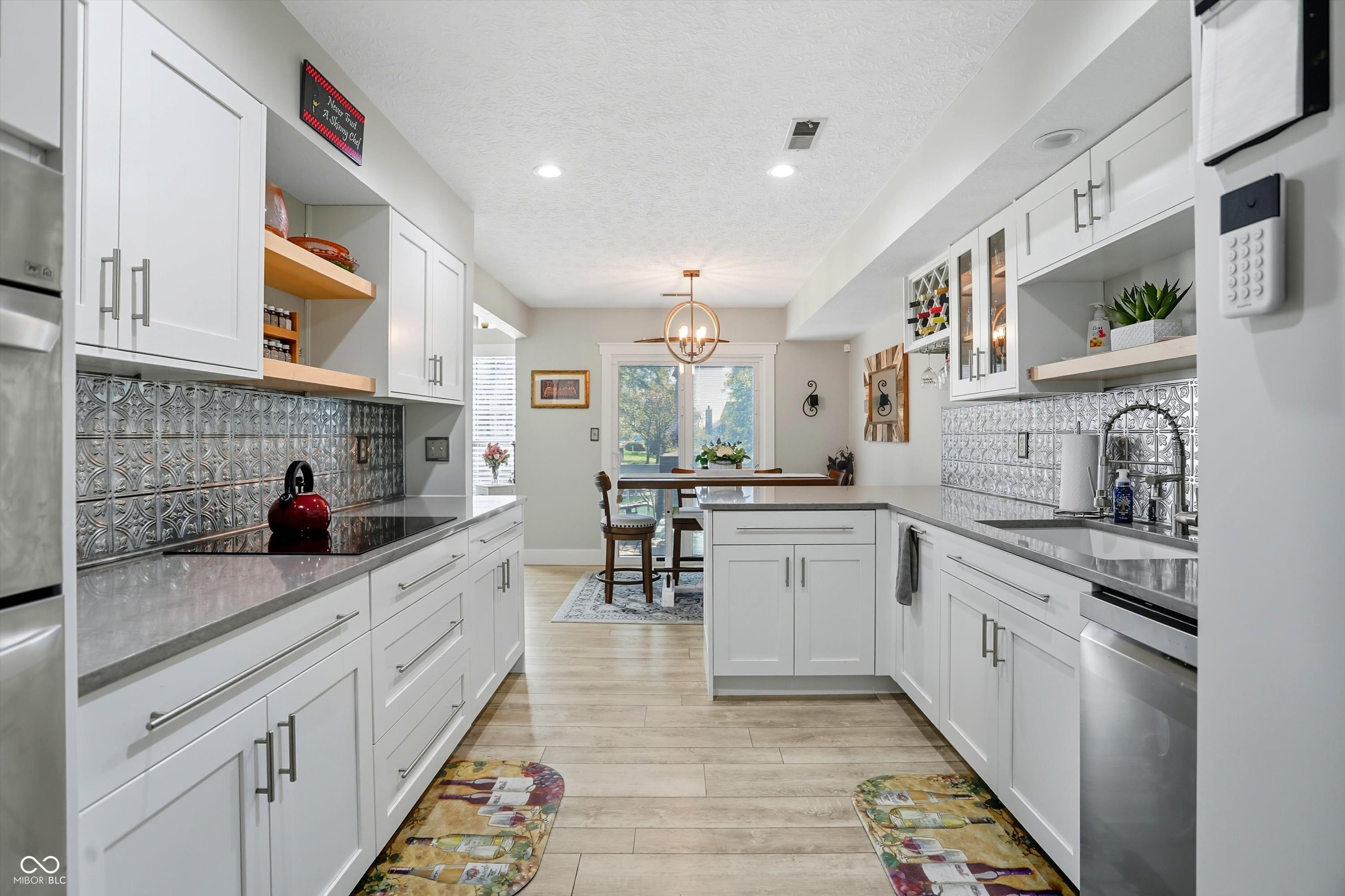 7541 Chatterton Drive