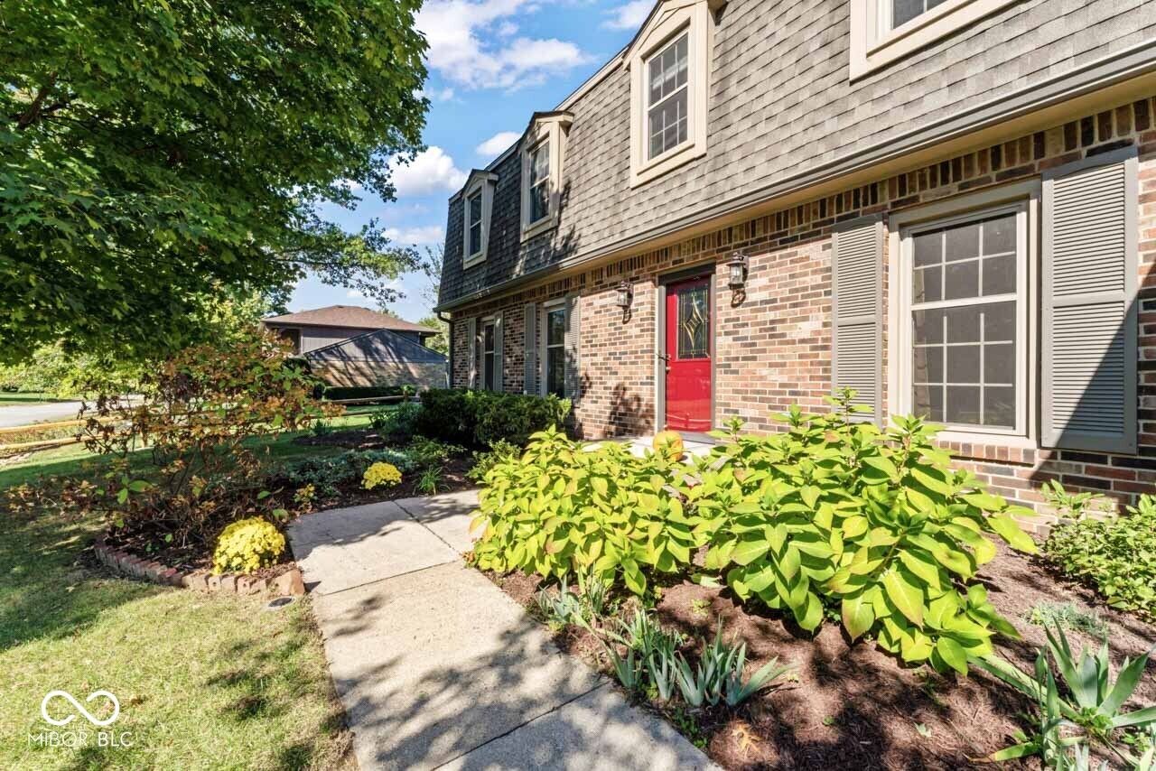 7222 Hampstead Lane