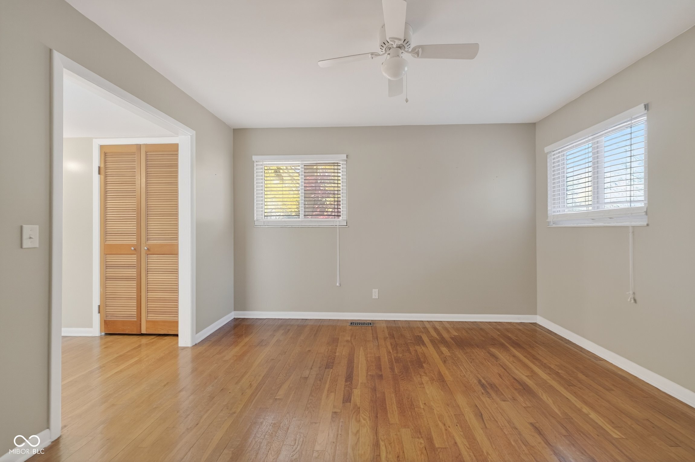 8073 Wallingwood Drive