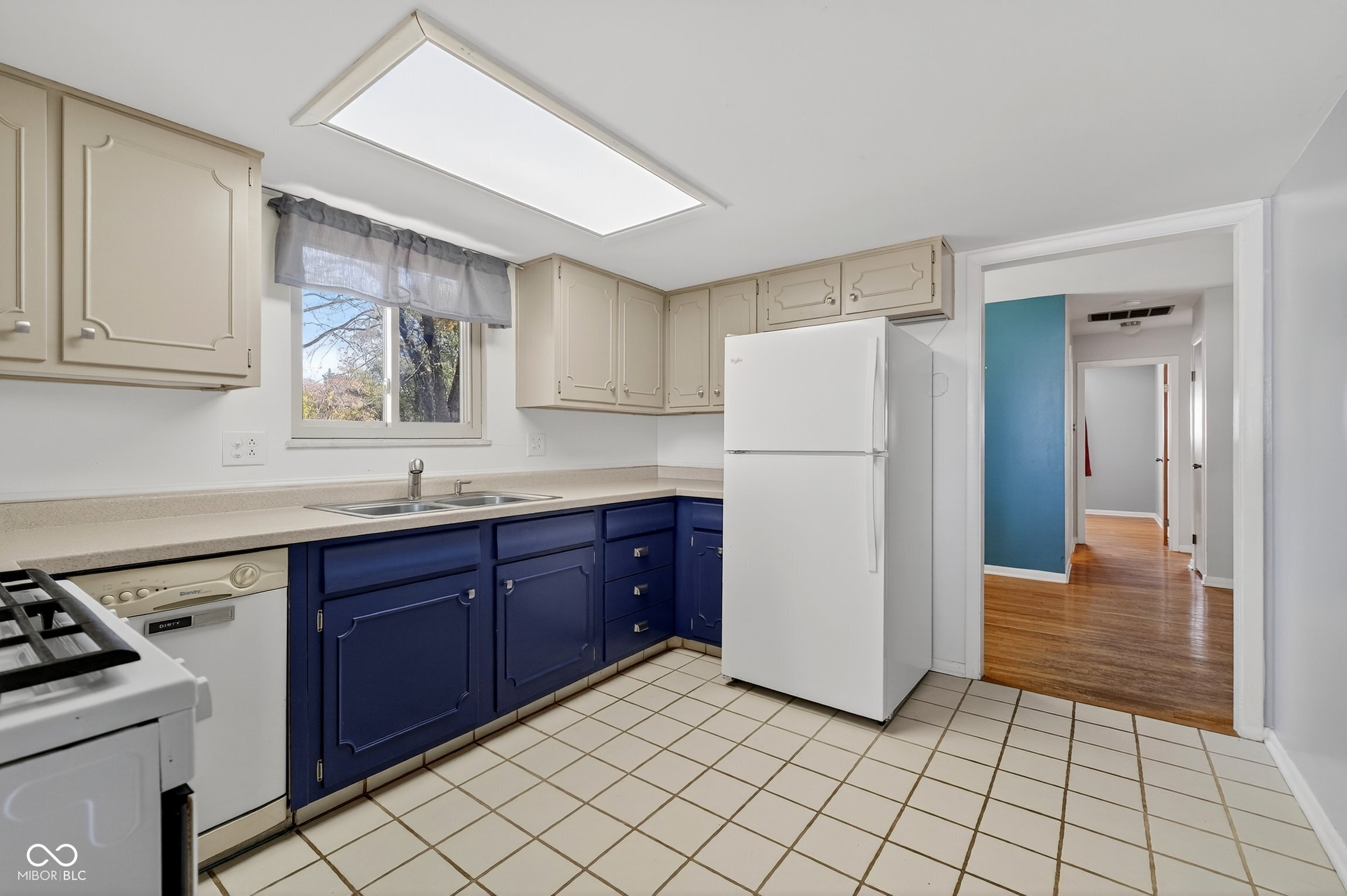 8073 Wallingwood Drive
