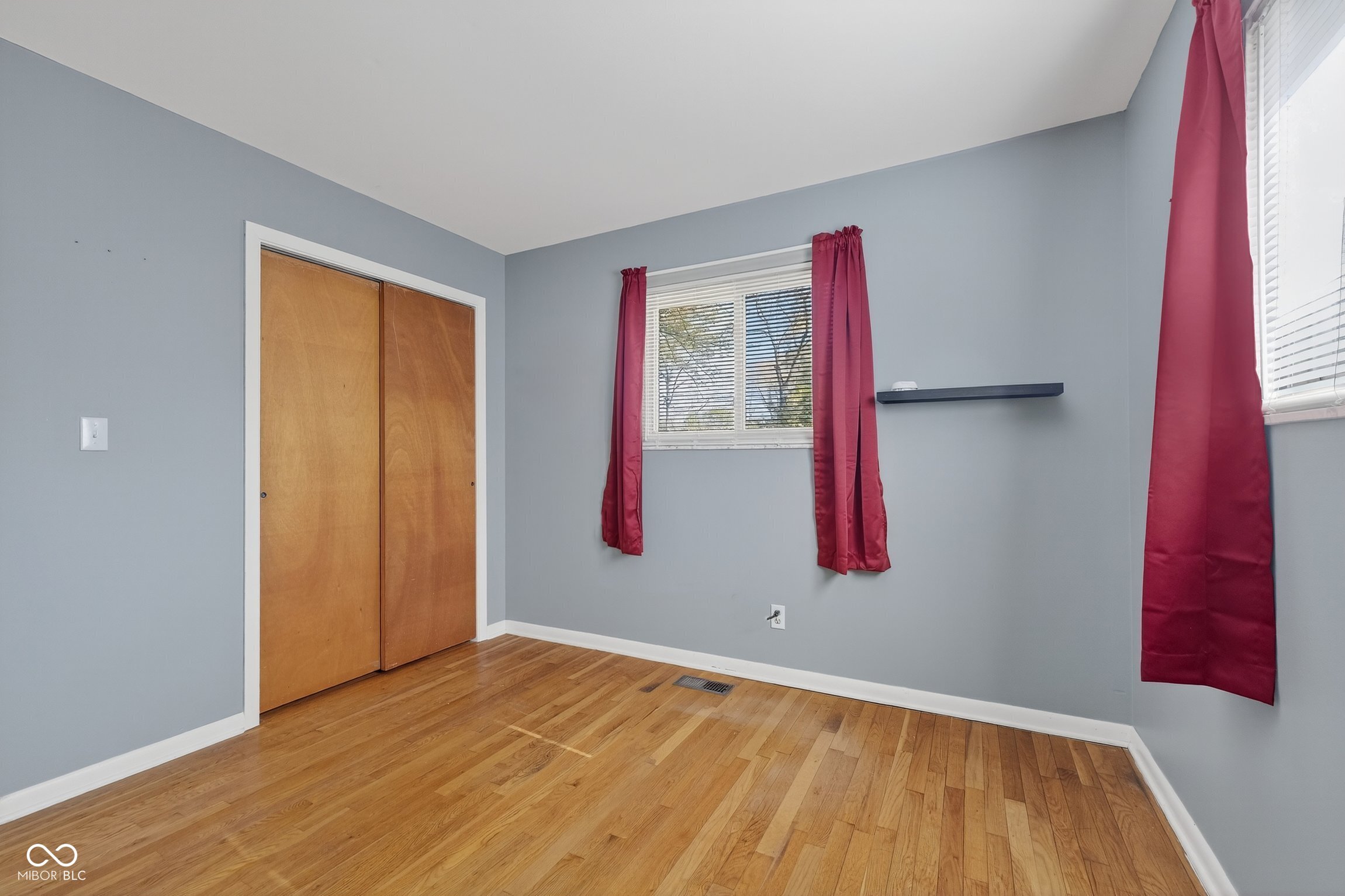 8073 Wallingwood Drive