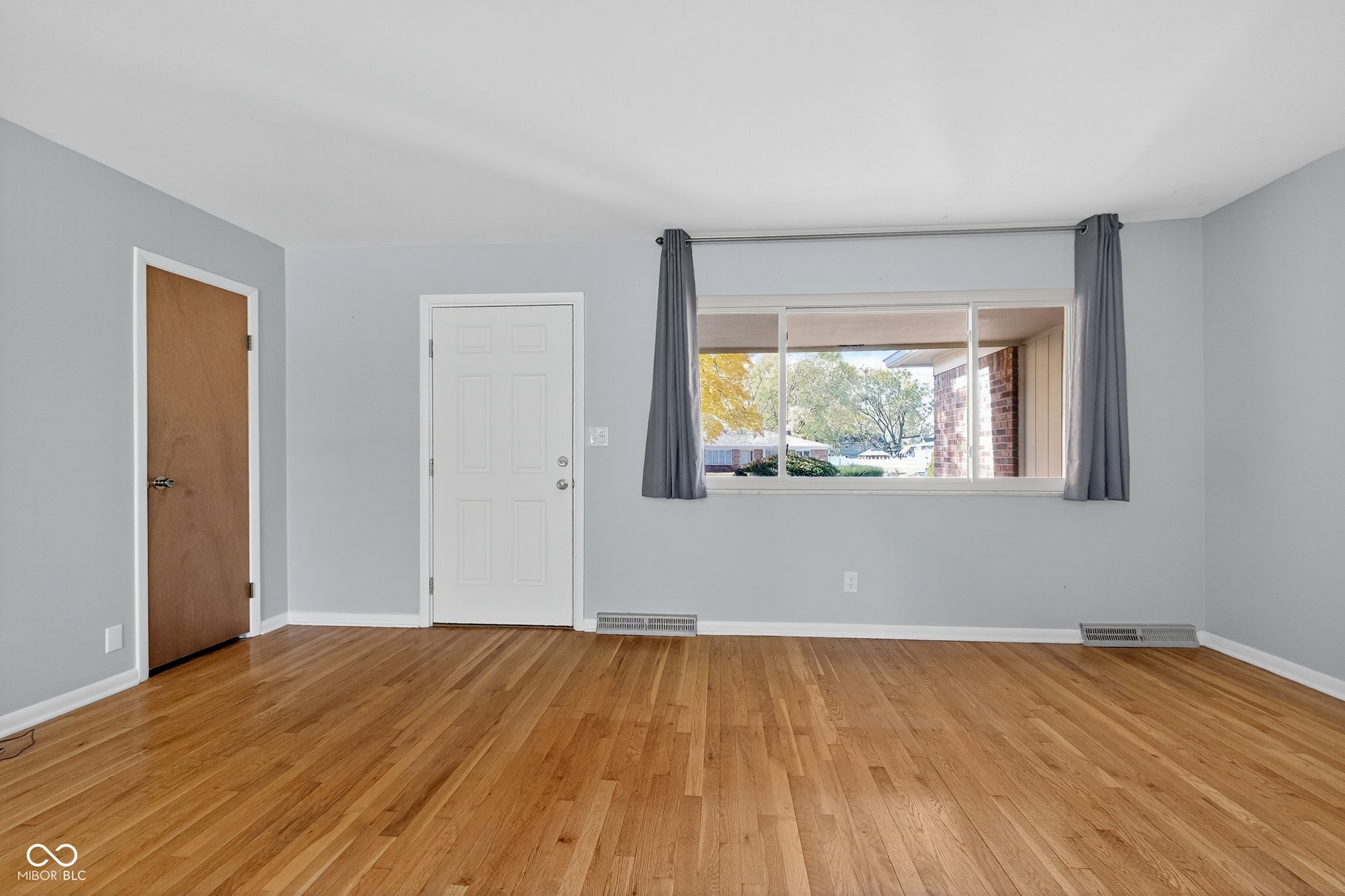 8073 Wallingwood Drive