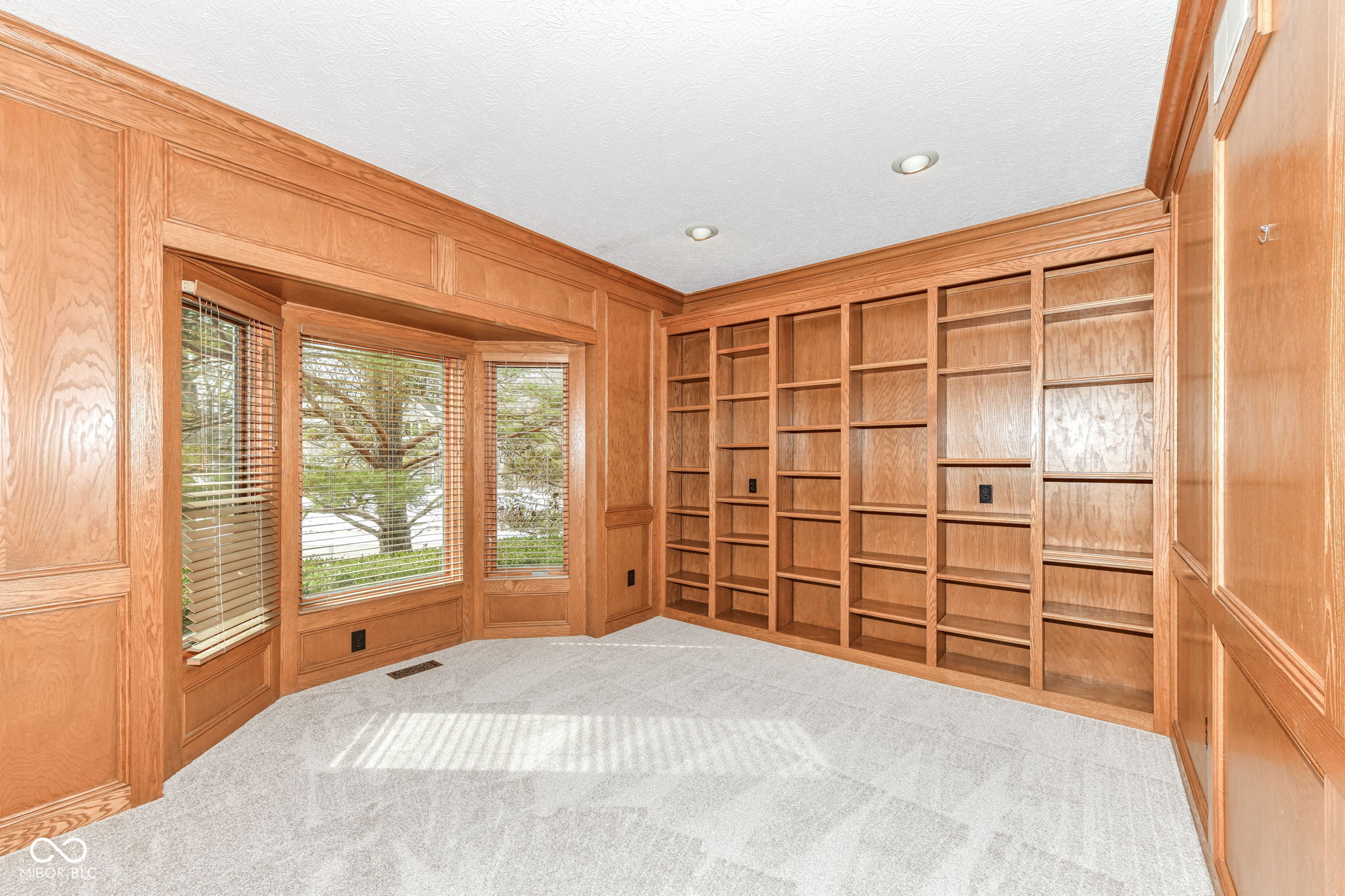 12112 Pearl Bay Ridge