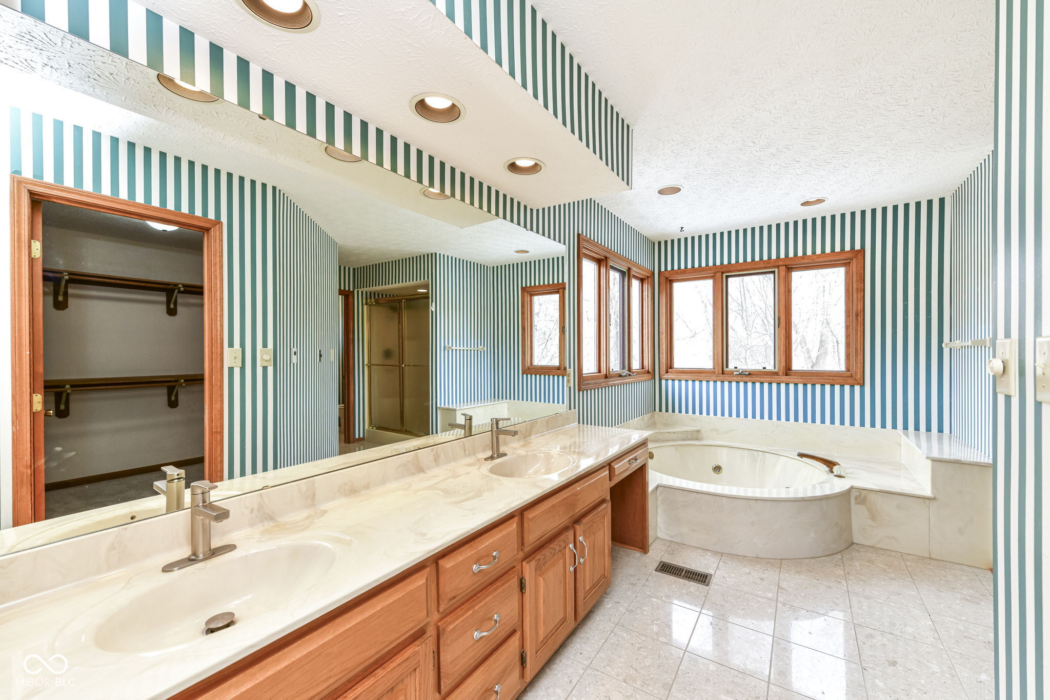 12112 Pearl Bay Ridge