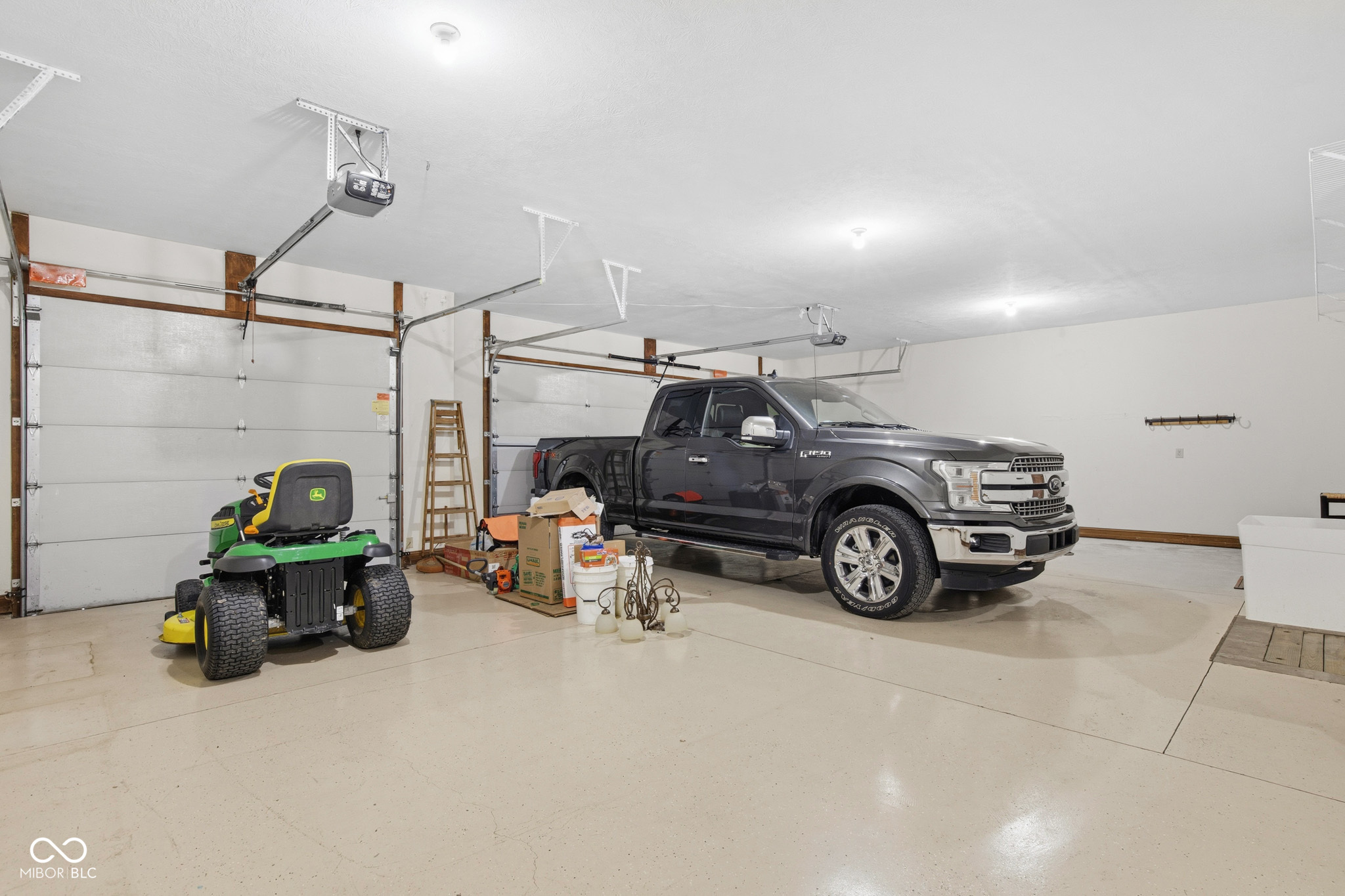 5168 E County Road 700 S