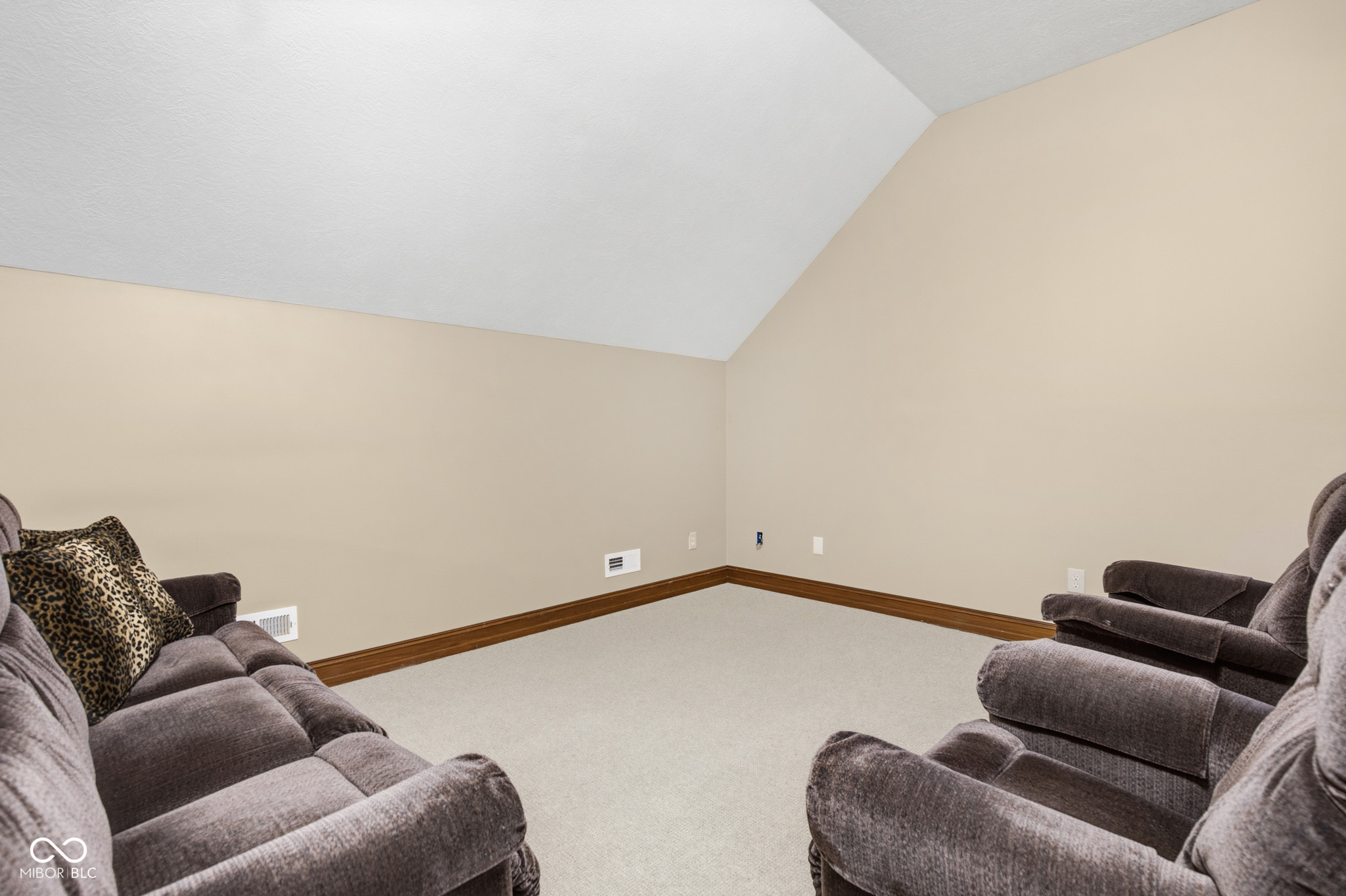 5168 E County Road 700 S