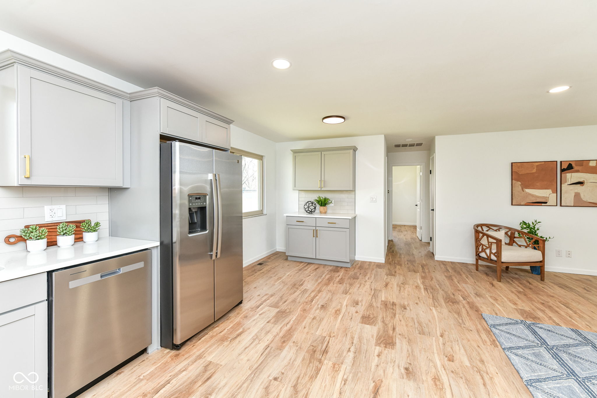 8073 Wallingwood Drive