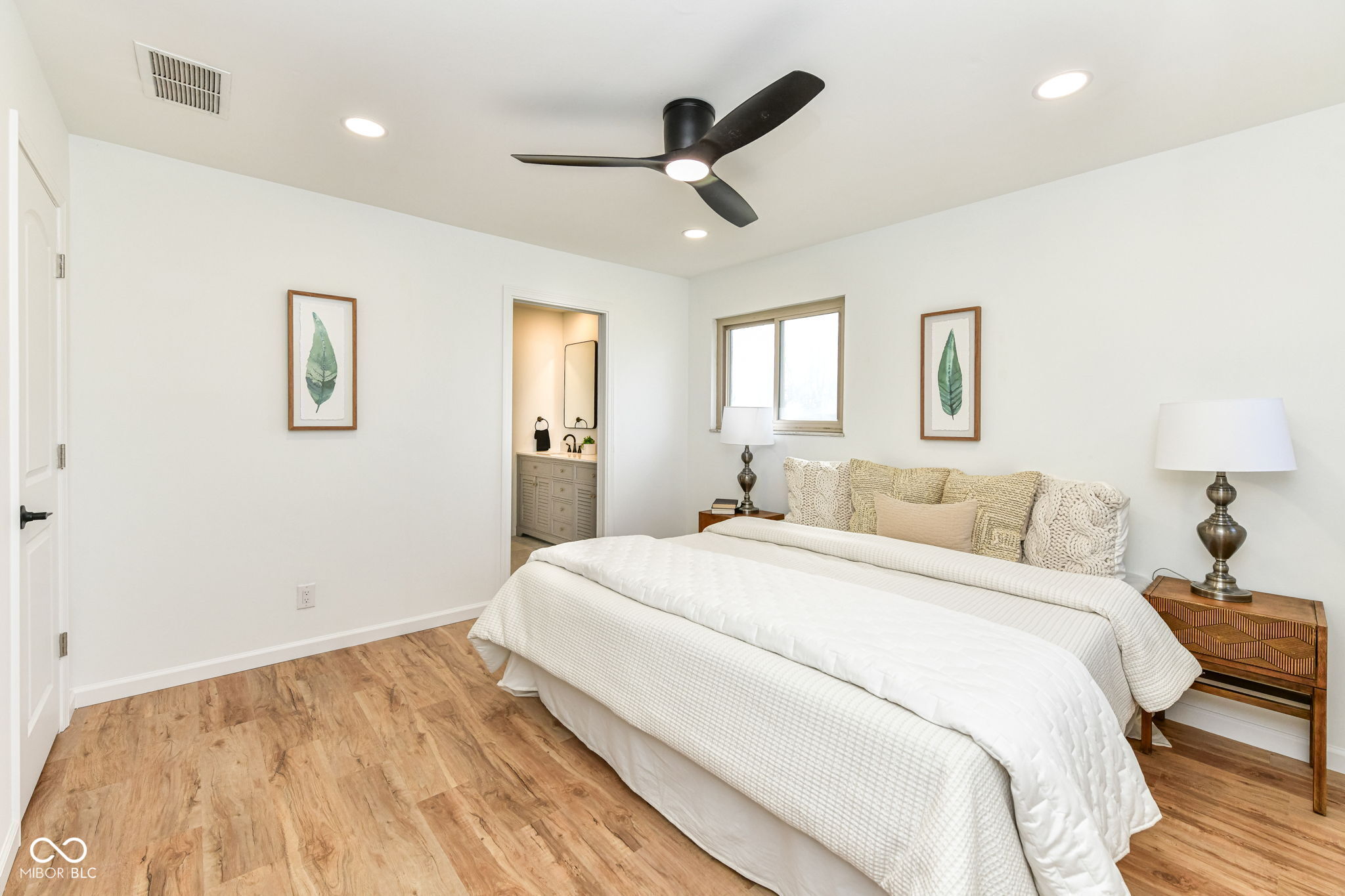 8073 Wallingwood Drive