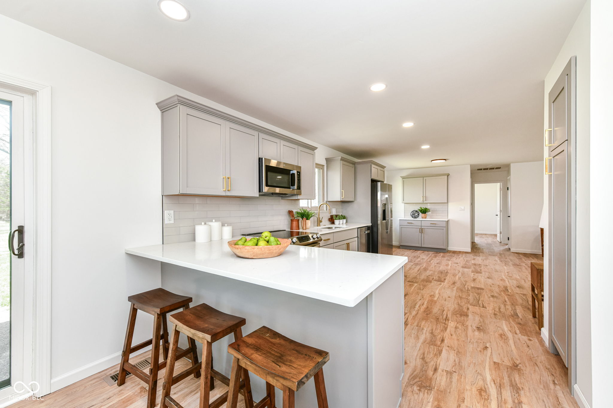 8073 Wallingwood Drive
