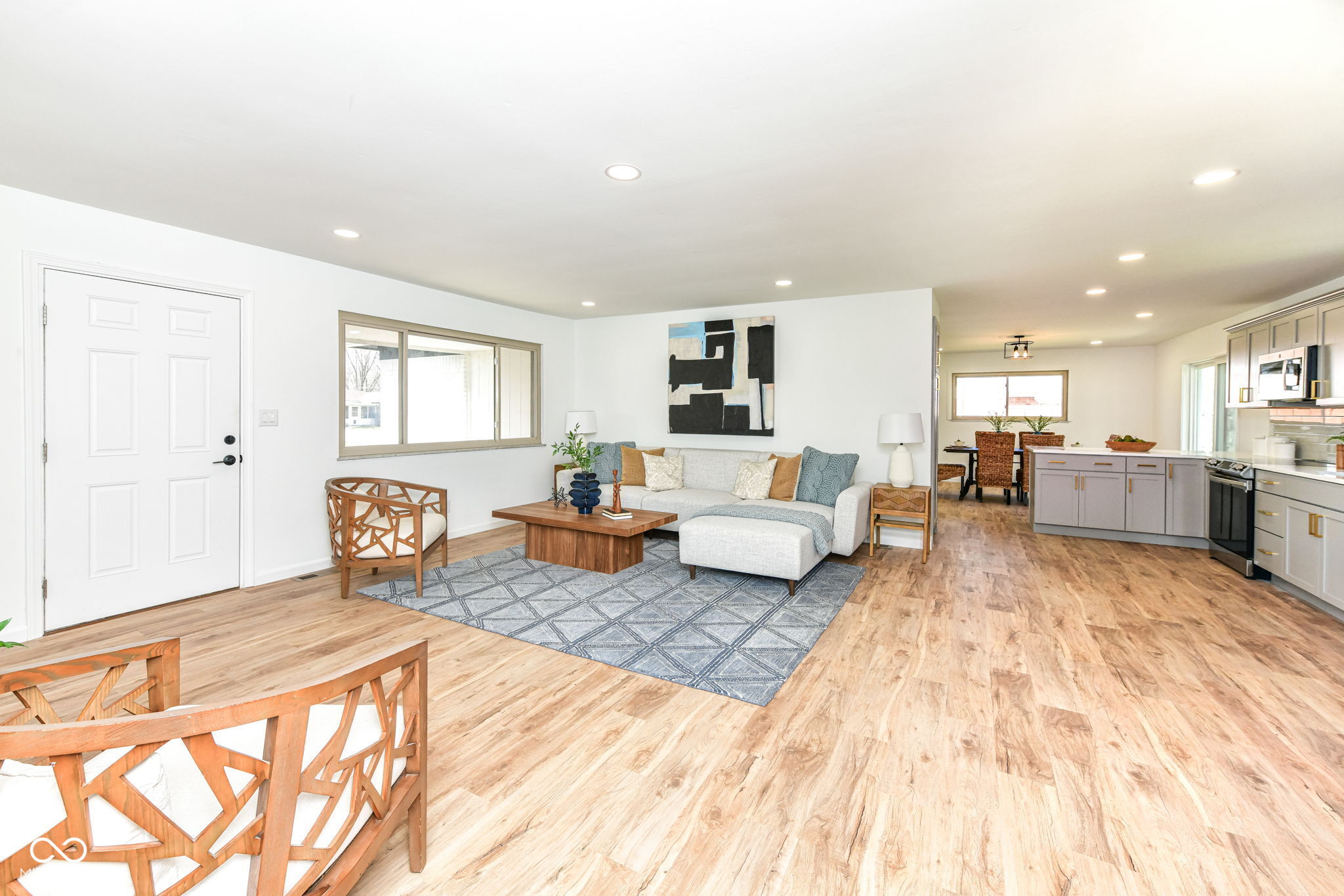 8073 Wallingwood Drive