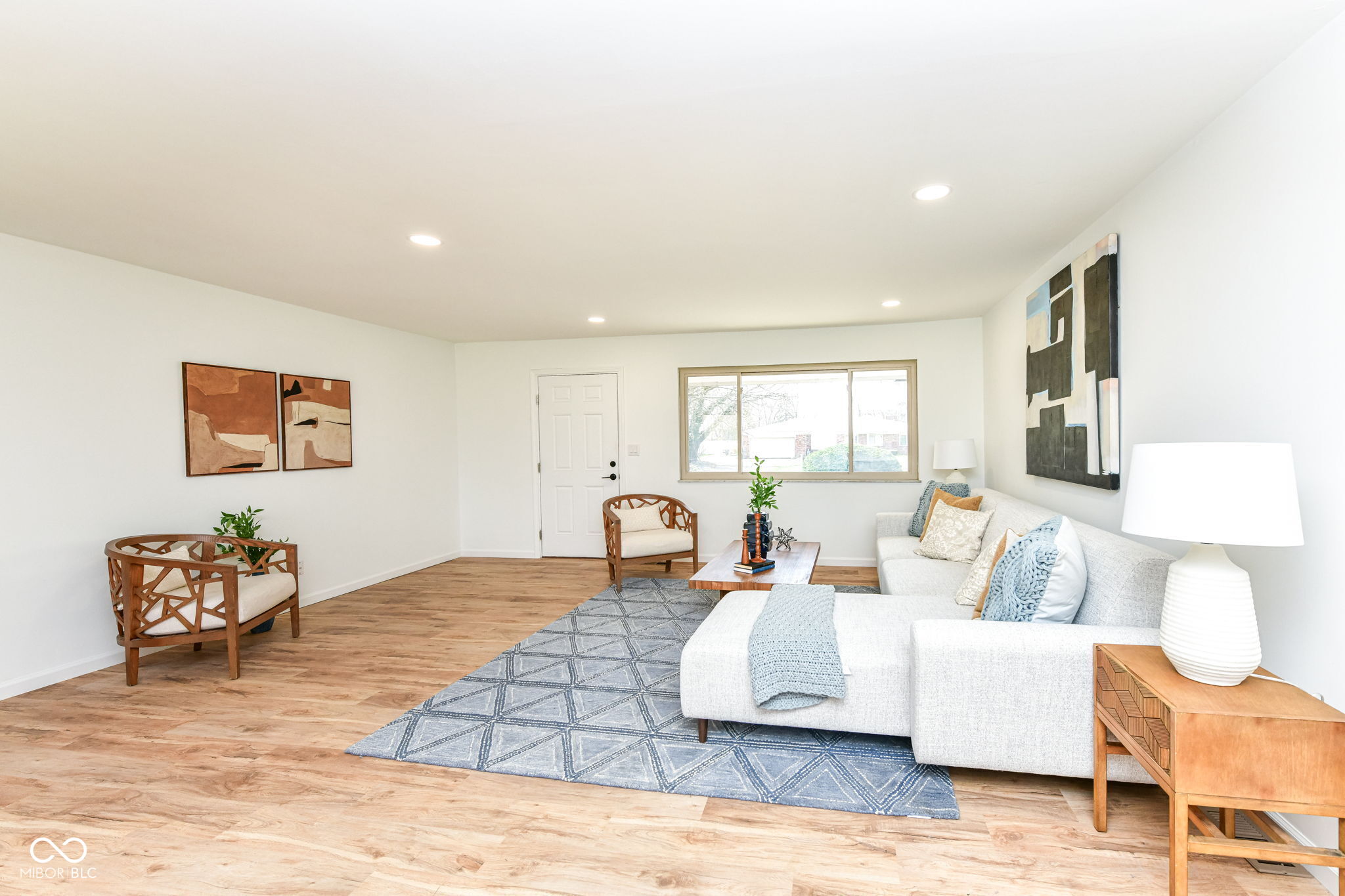 8073 Wallingwood Drive