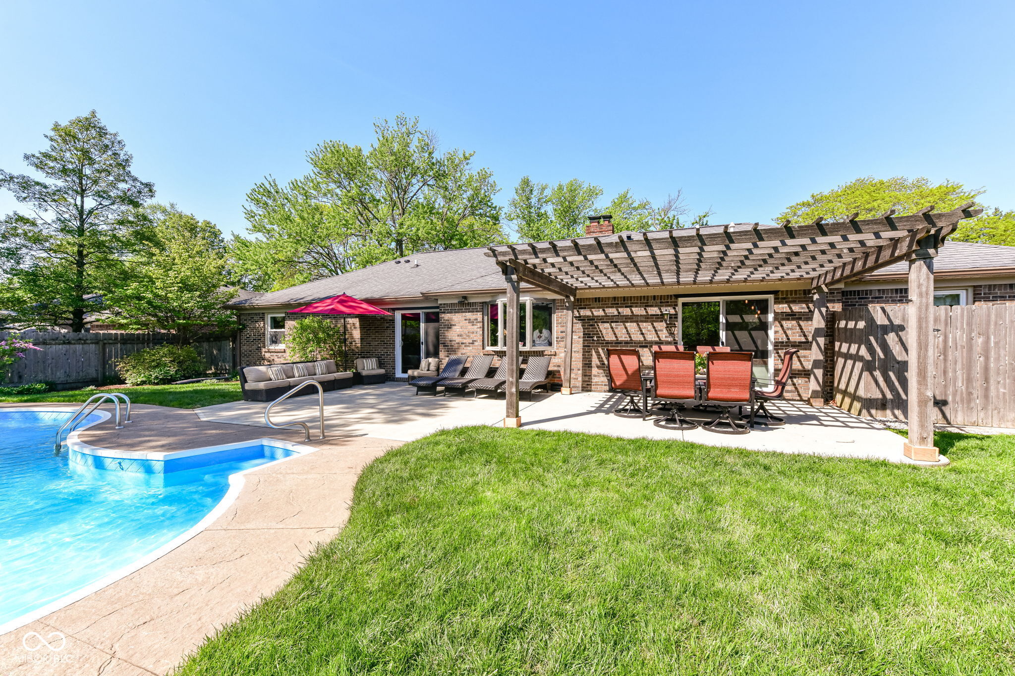 7321 Tousley Drive