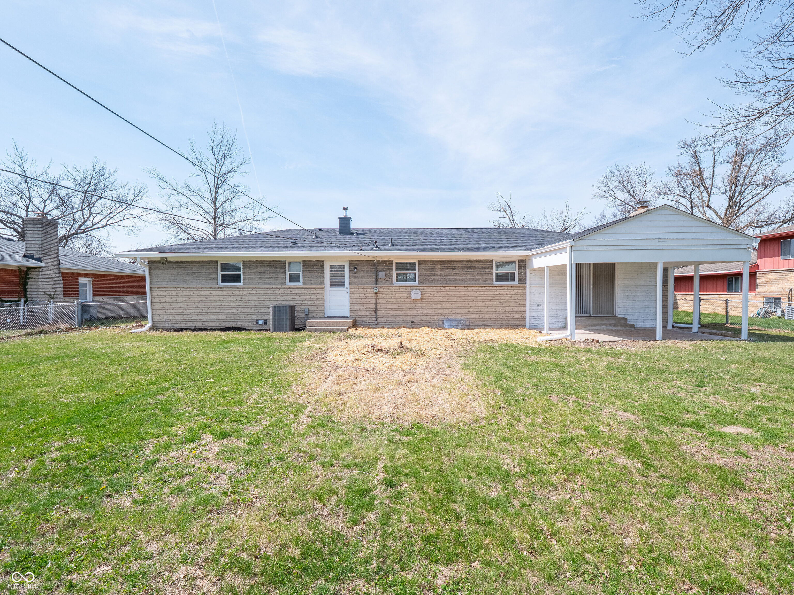 5355 N Kenmore Road