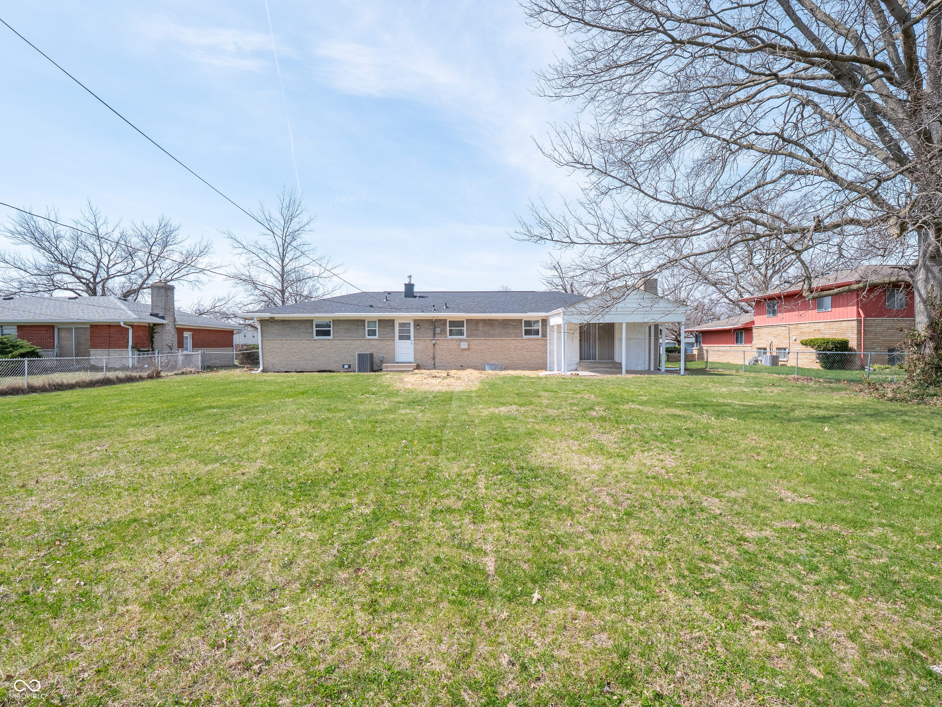 5355 N Kenmore Road